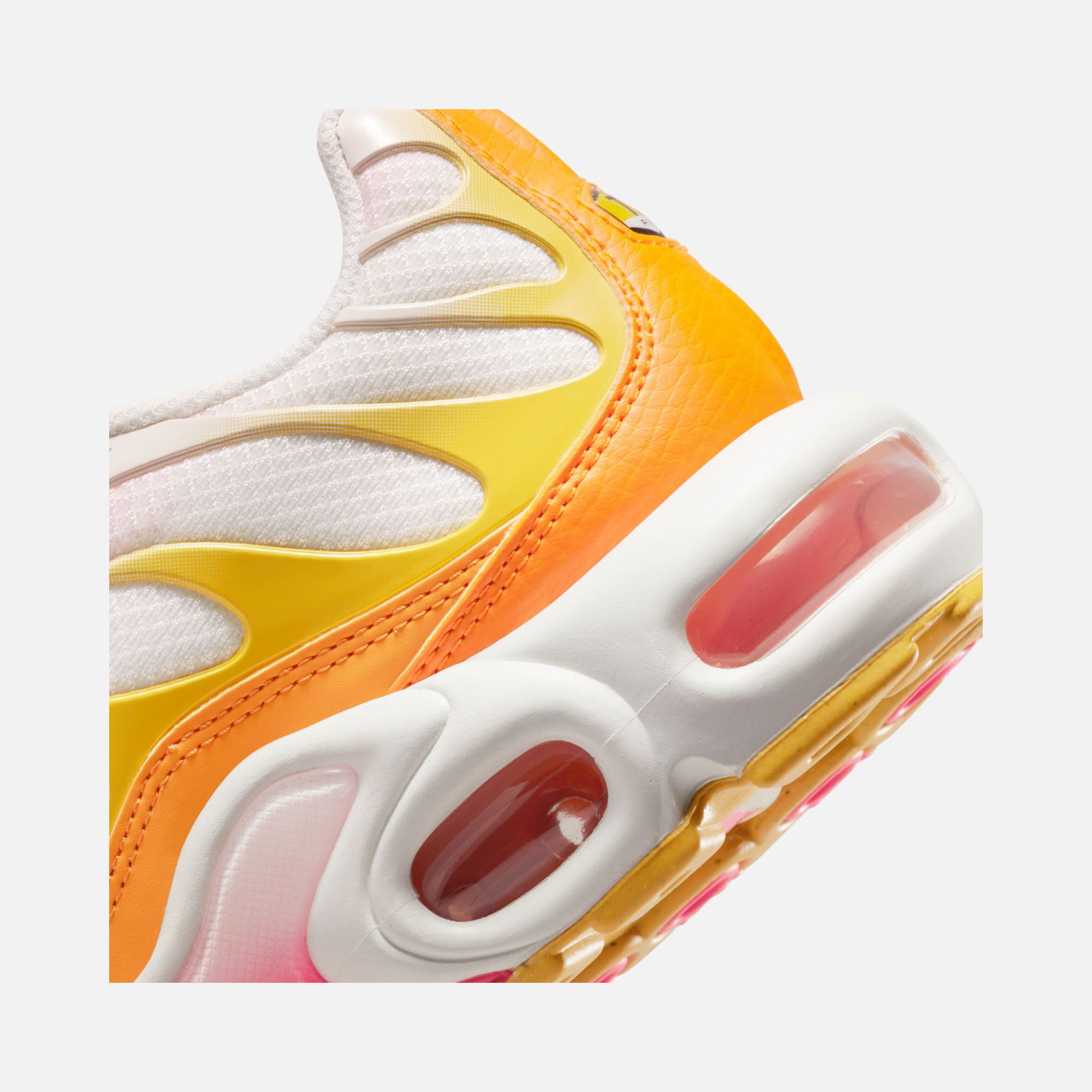 Nike Air Max Plus ''Sunrise'' Kadın Spor Ayakkabısı