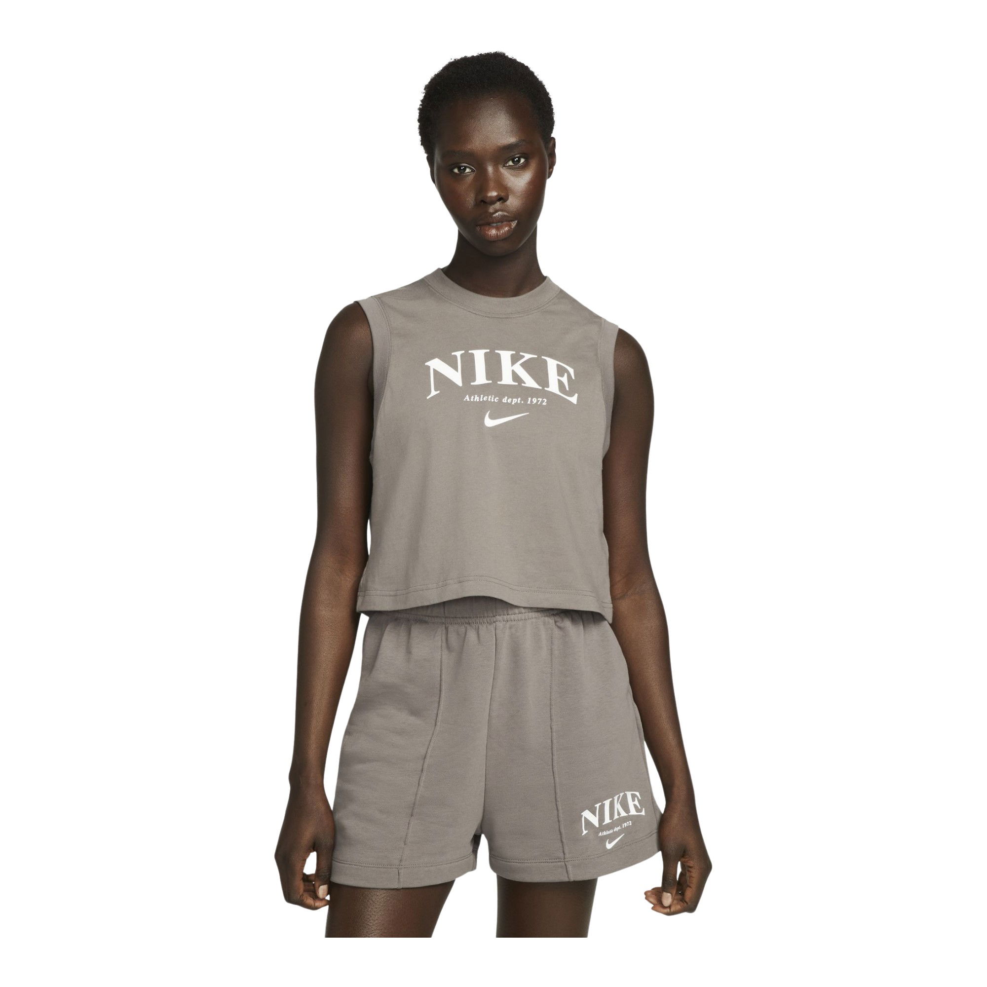 Nike Sportswear Graphic Crop Short-Sleeve Kadın Atlet