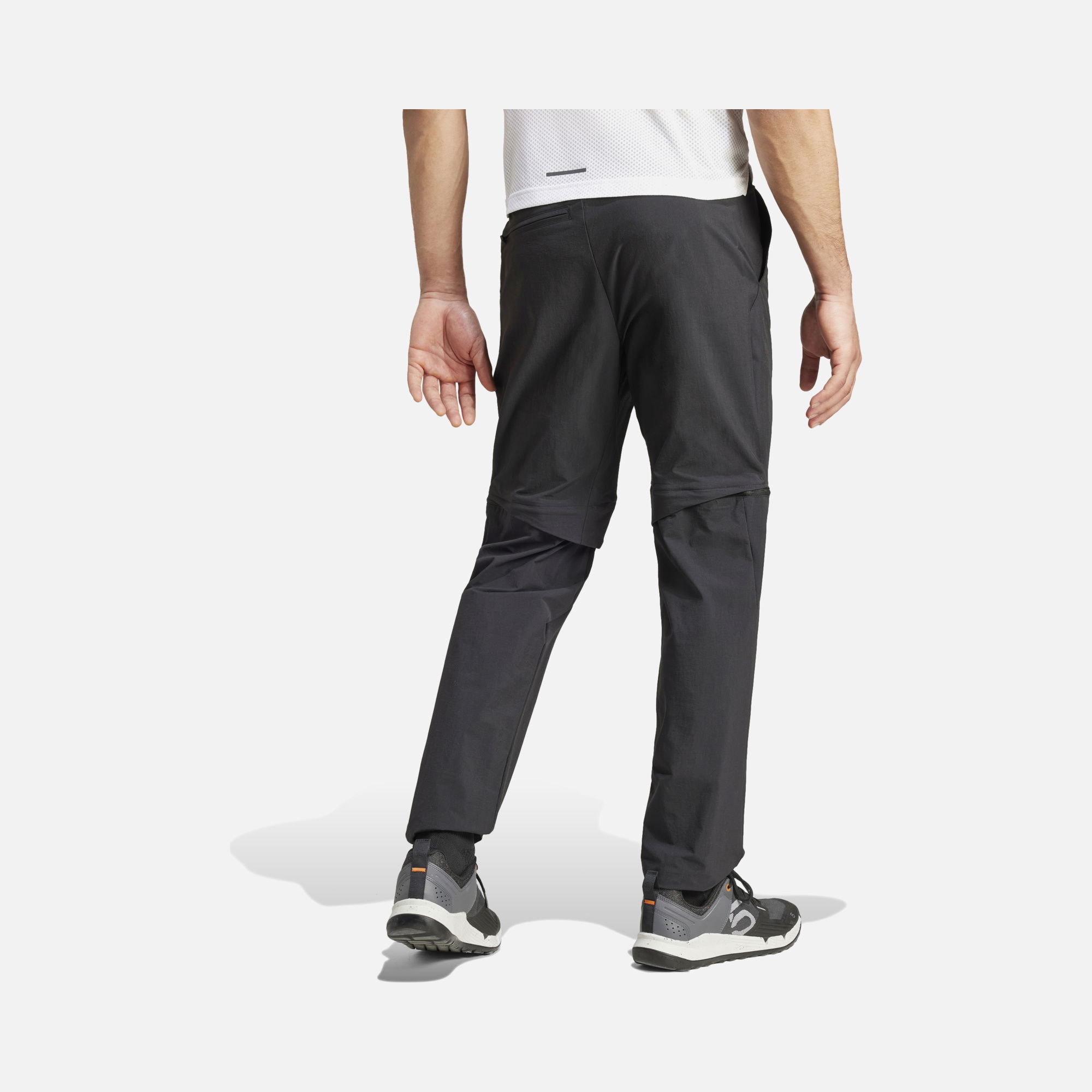 adidas Terrex Multi Zip Off 2-in-1 Regular-Fit Convertible Hiking Erkek Pantolon