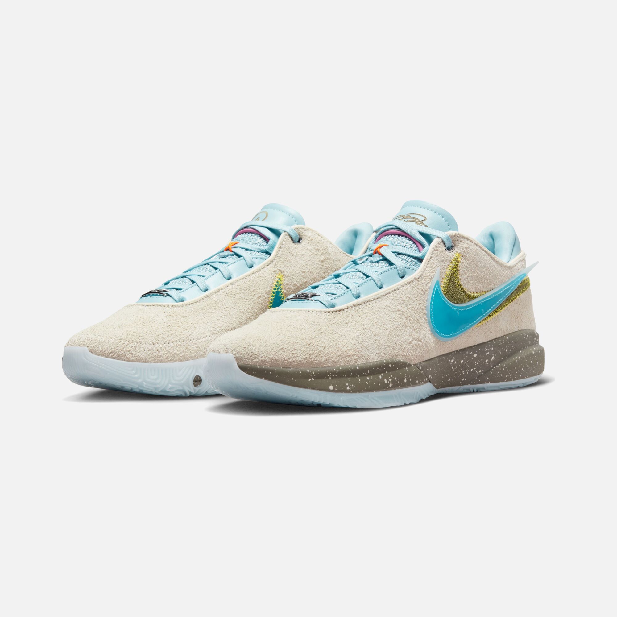 Nike LeBron XX Suede Erkek Basketbol Ayakkabısı