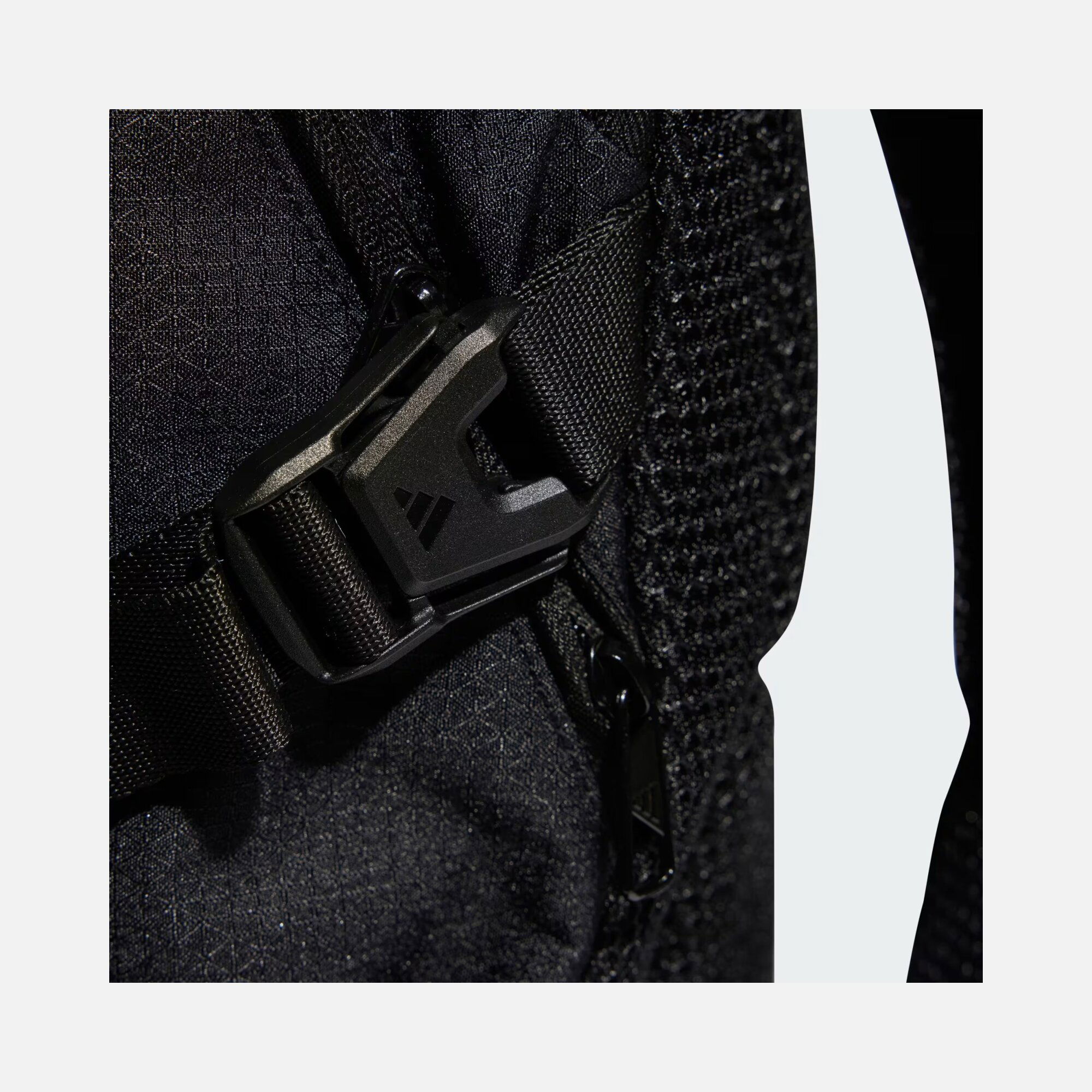 adidas Essentials 3-Stripes Performance (24 L) Unisex Sırt Çantası