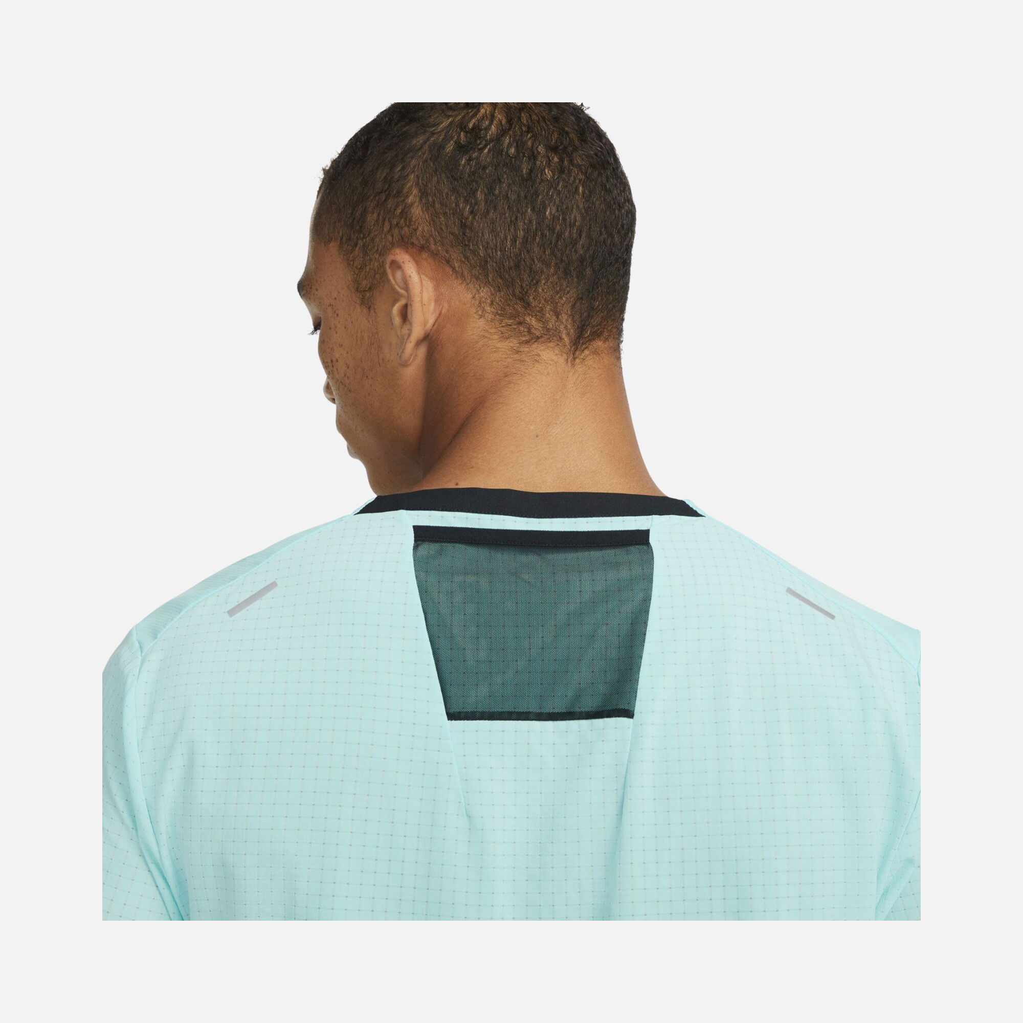 Nike Dri-Fit Trail Rise 365 Short-Sleeve Erkek Tişört