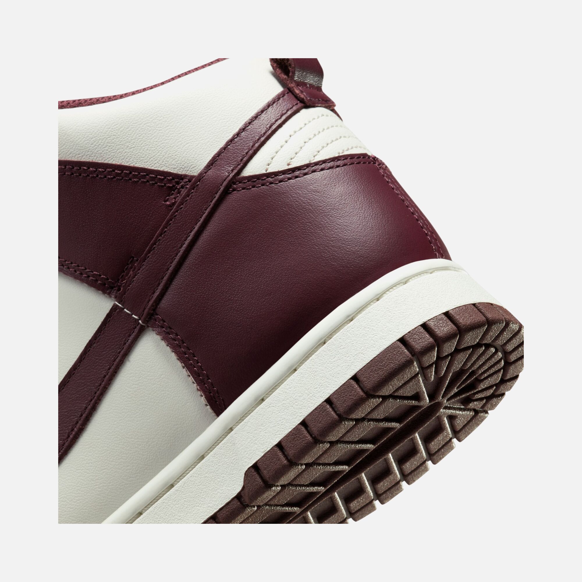 Nike Dunk High Kadın Spor Ayakkabı