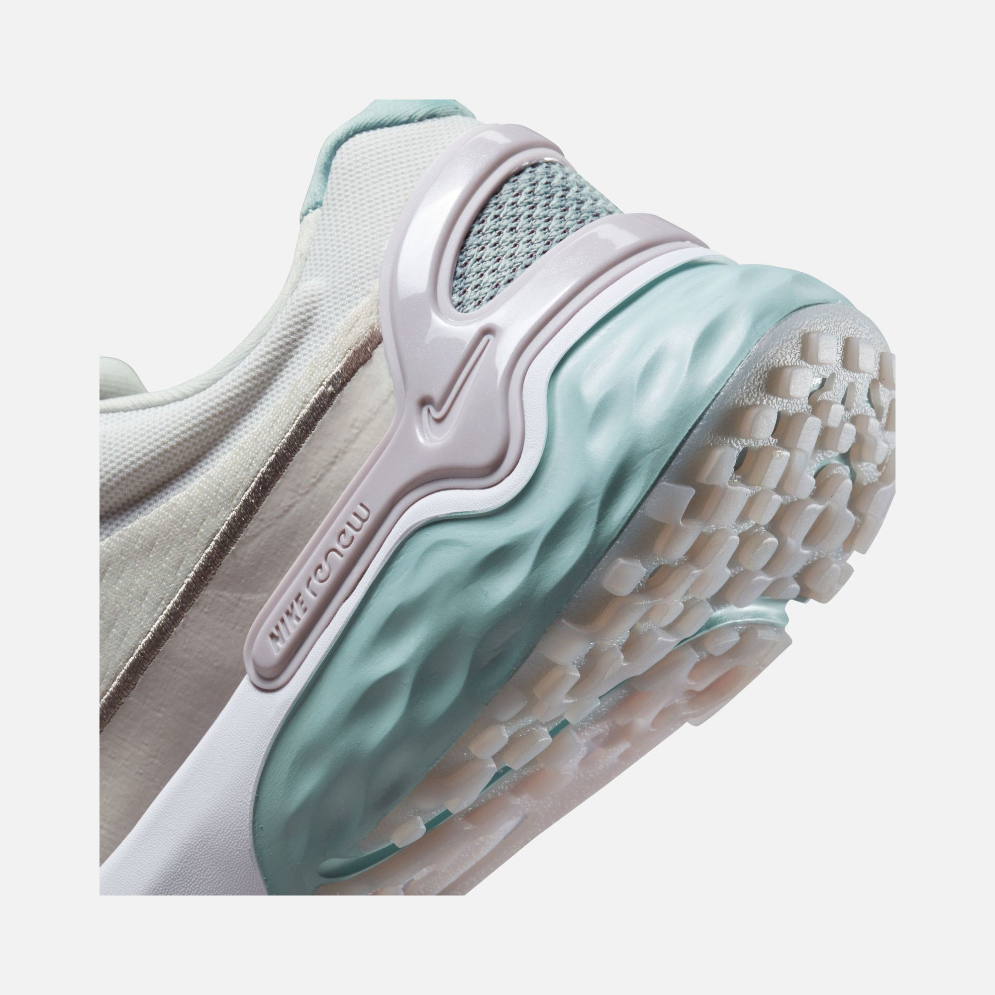 Nike Renew Run 3 Premium Road Running Kadın Spor Ayakkabı