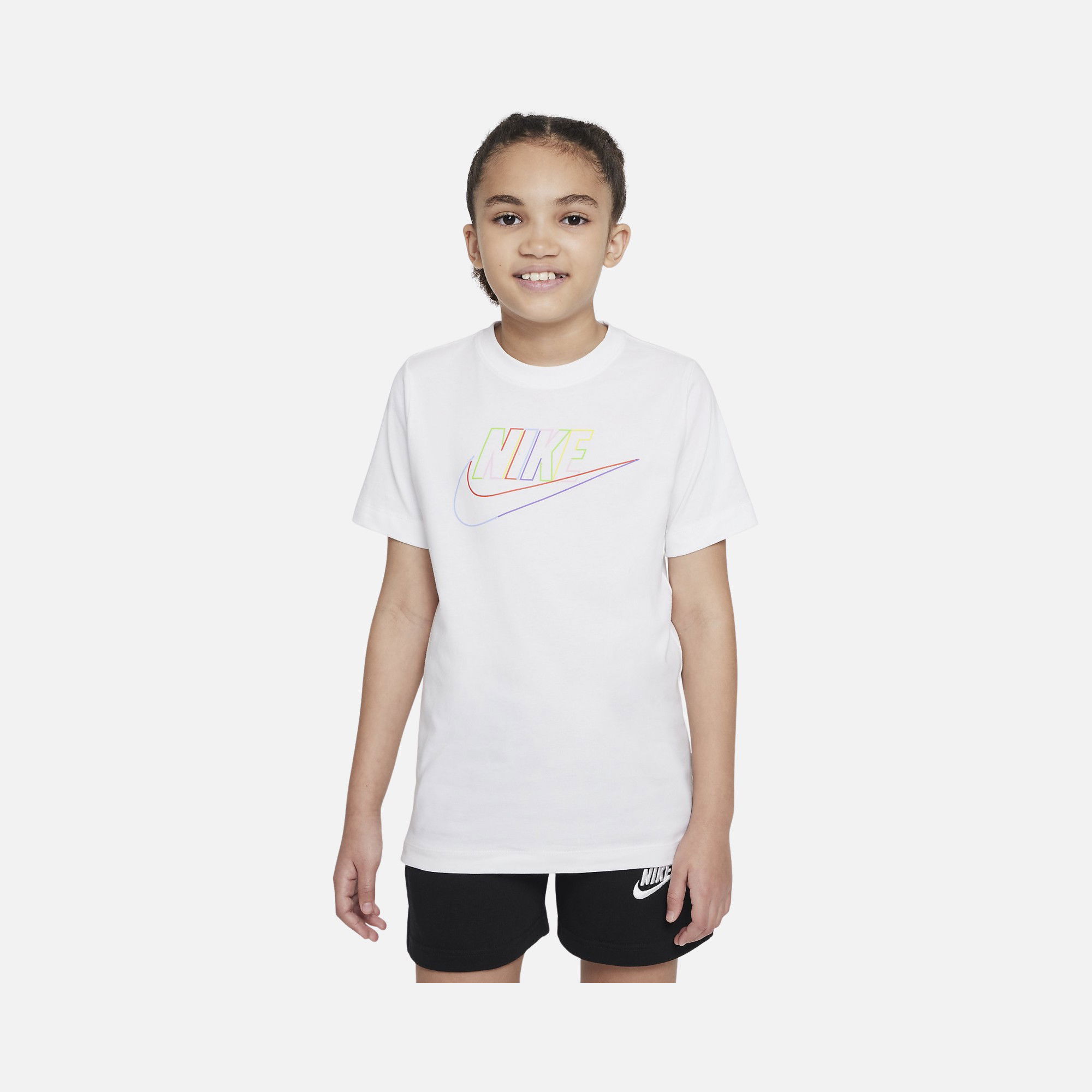 Nike Sportswear Core Graphic Short-Sleeve Çocuk Tişört