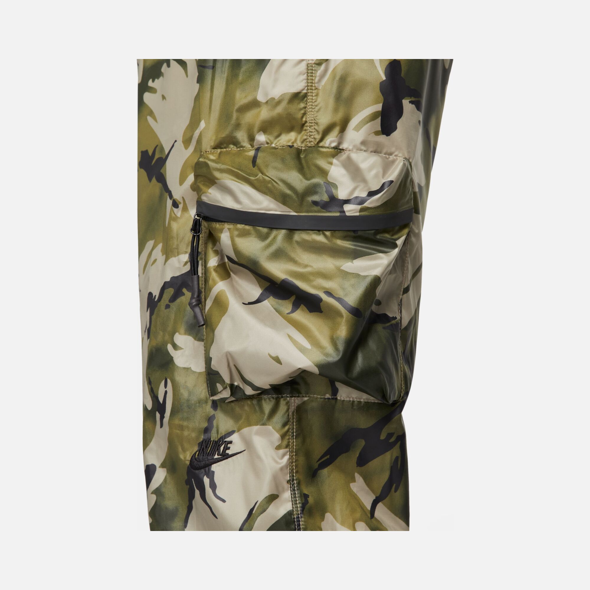 Nike Sportswear Tech Pack Line Woven Repel Camouflage Cargo Erkek Eşofman Altı