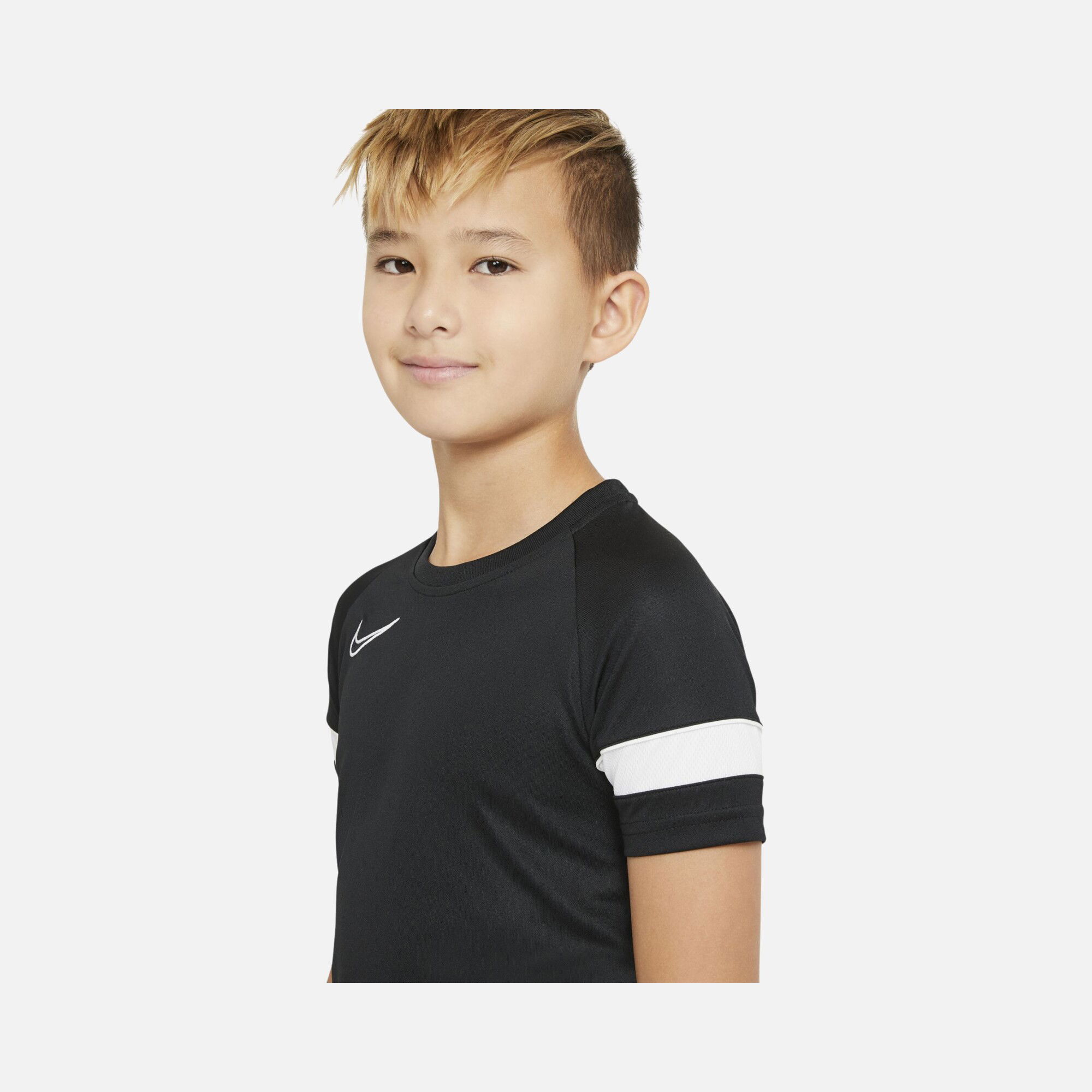 Nike Dri-Fit Academy Short-Sleeve Football Top (Boys') Çocuk Tişört