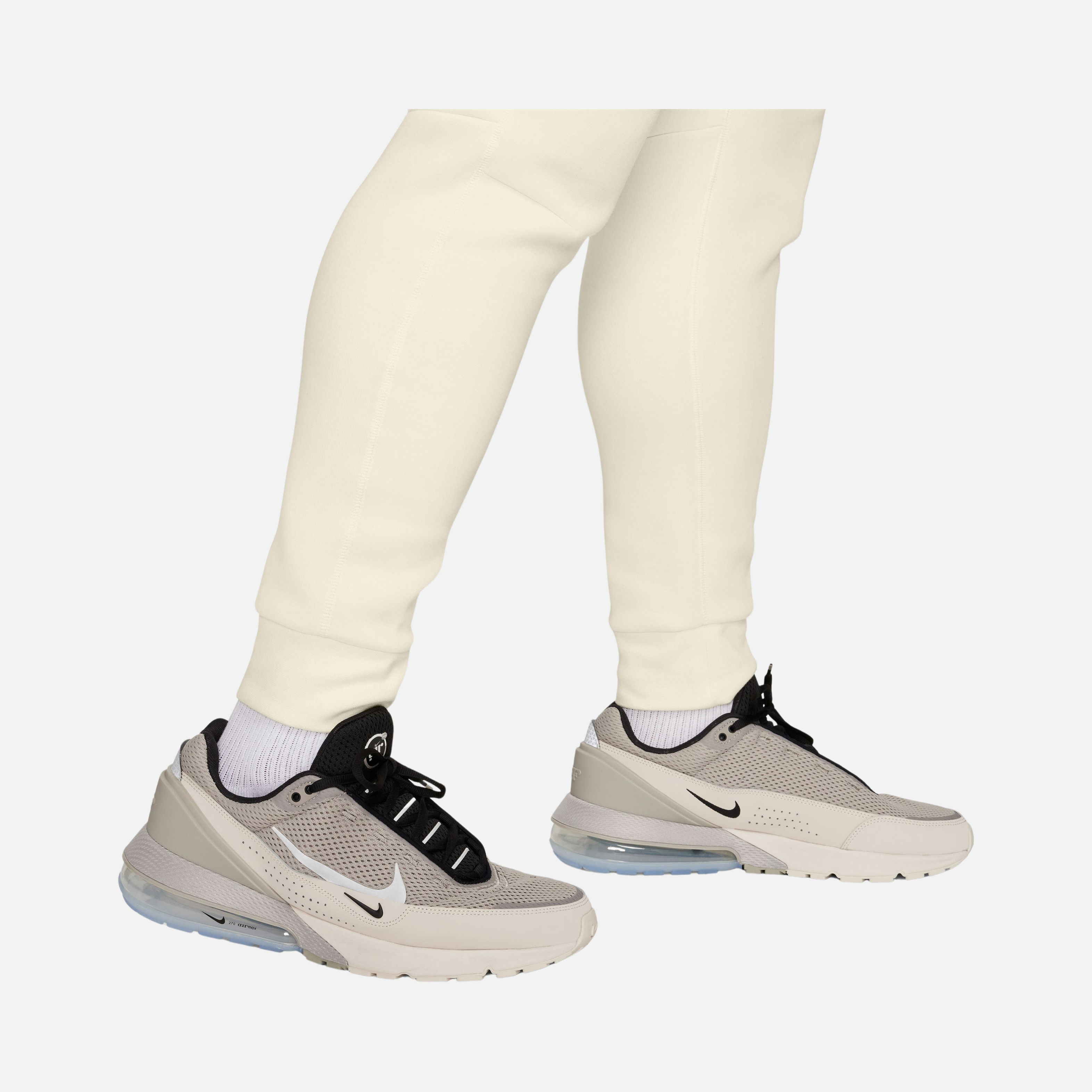 Nike Sportswear Tech Fleece FW24 Erkek Eşofman Altı