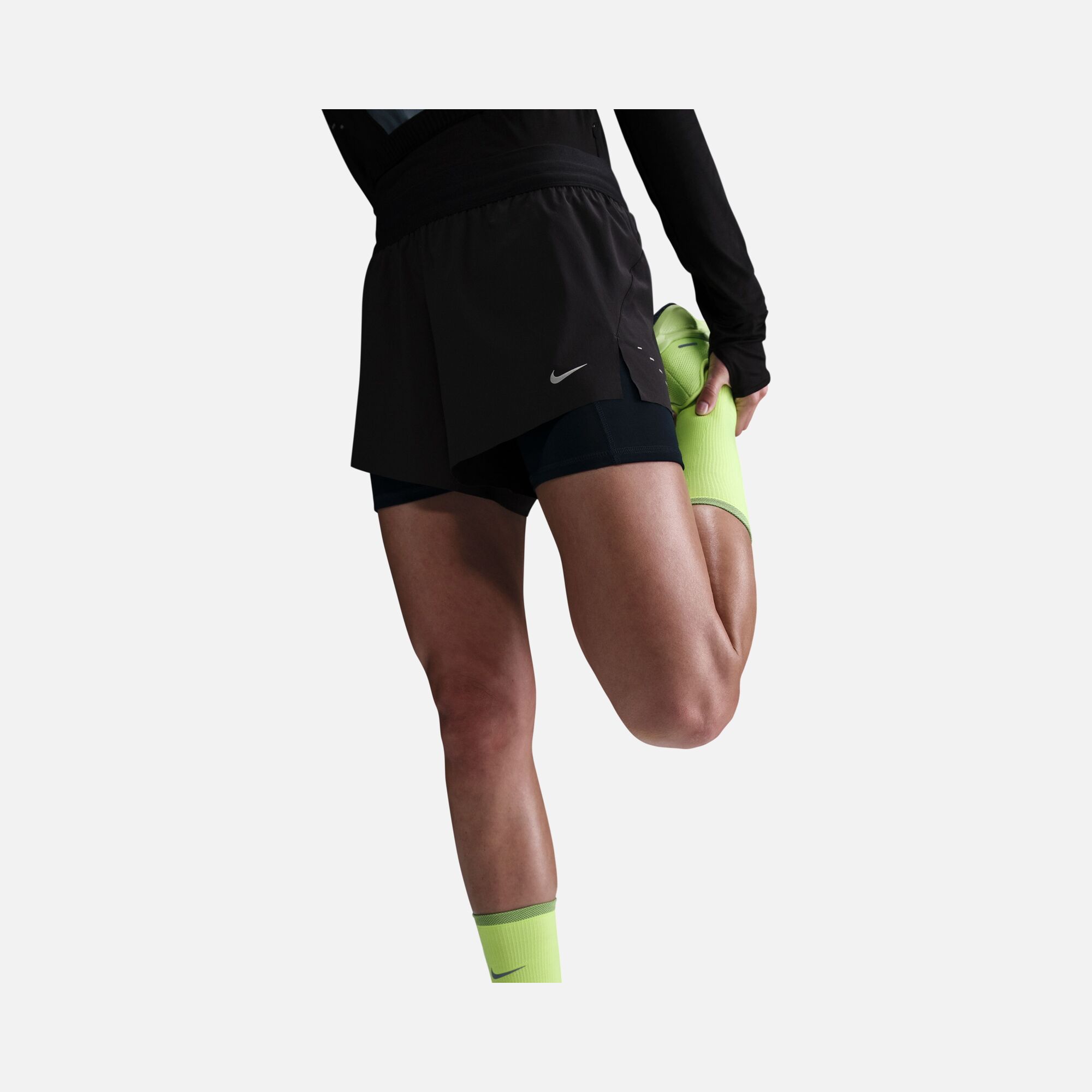 Nike Swift Dri-Fit High Waist 2-in-1 Running Kadın Şort