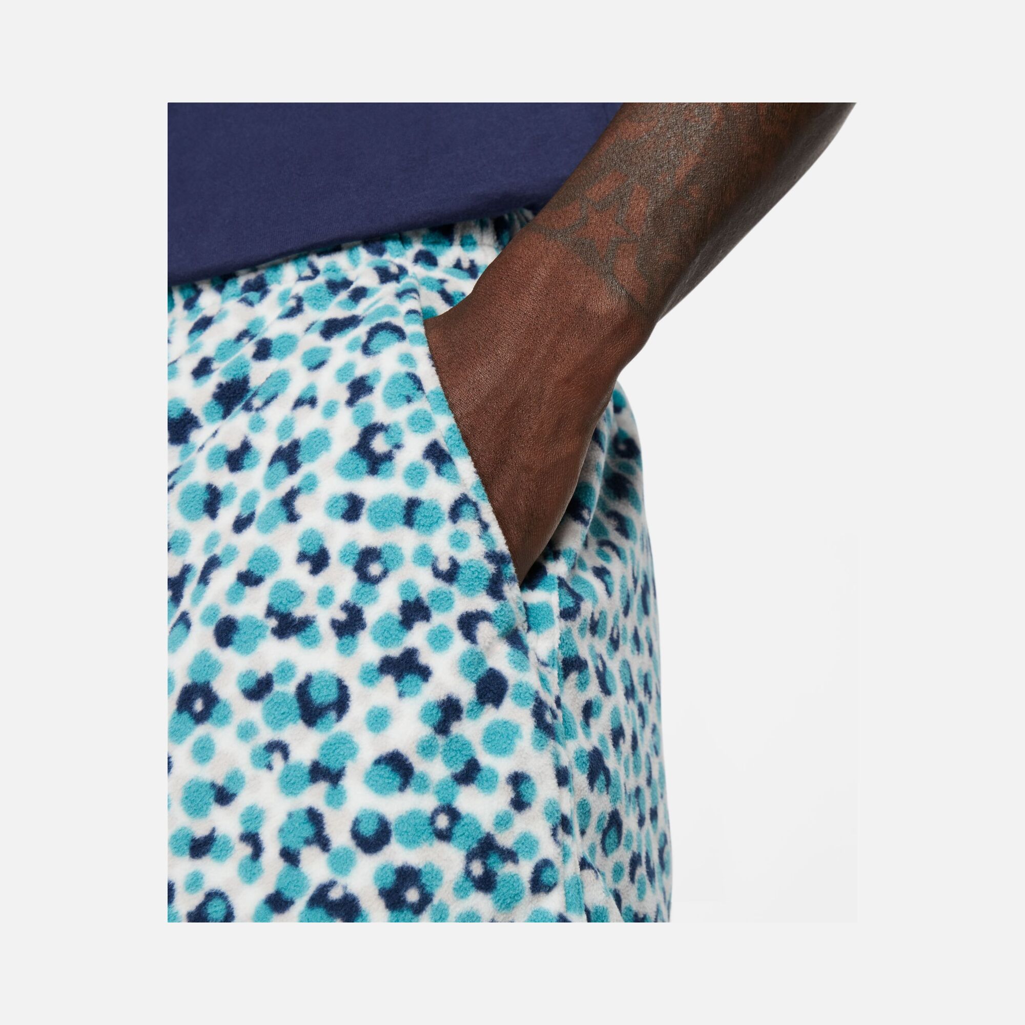 Nike Sportswear Club Fleece+ ''Bright Spotted Pattern'' Erkek Şort