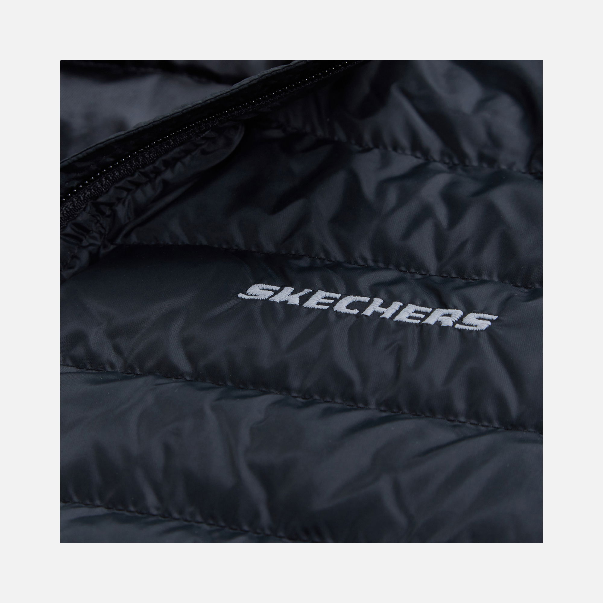 Skechers Sportswear Essential Full-Zip Kadın Yelek