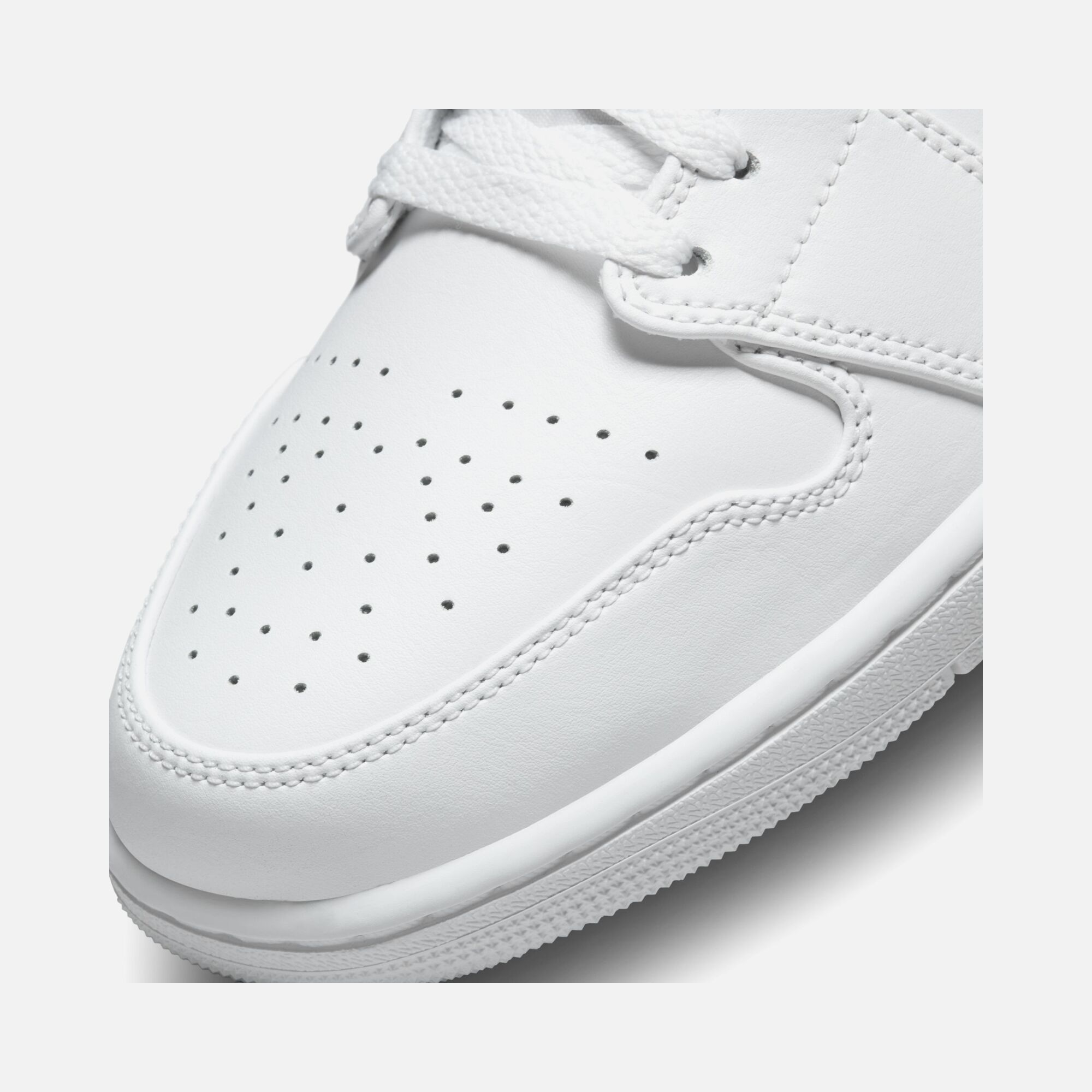 Nike Air Jordan 1 Low CO Erkek Spor Ayakkabı