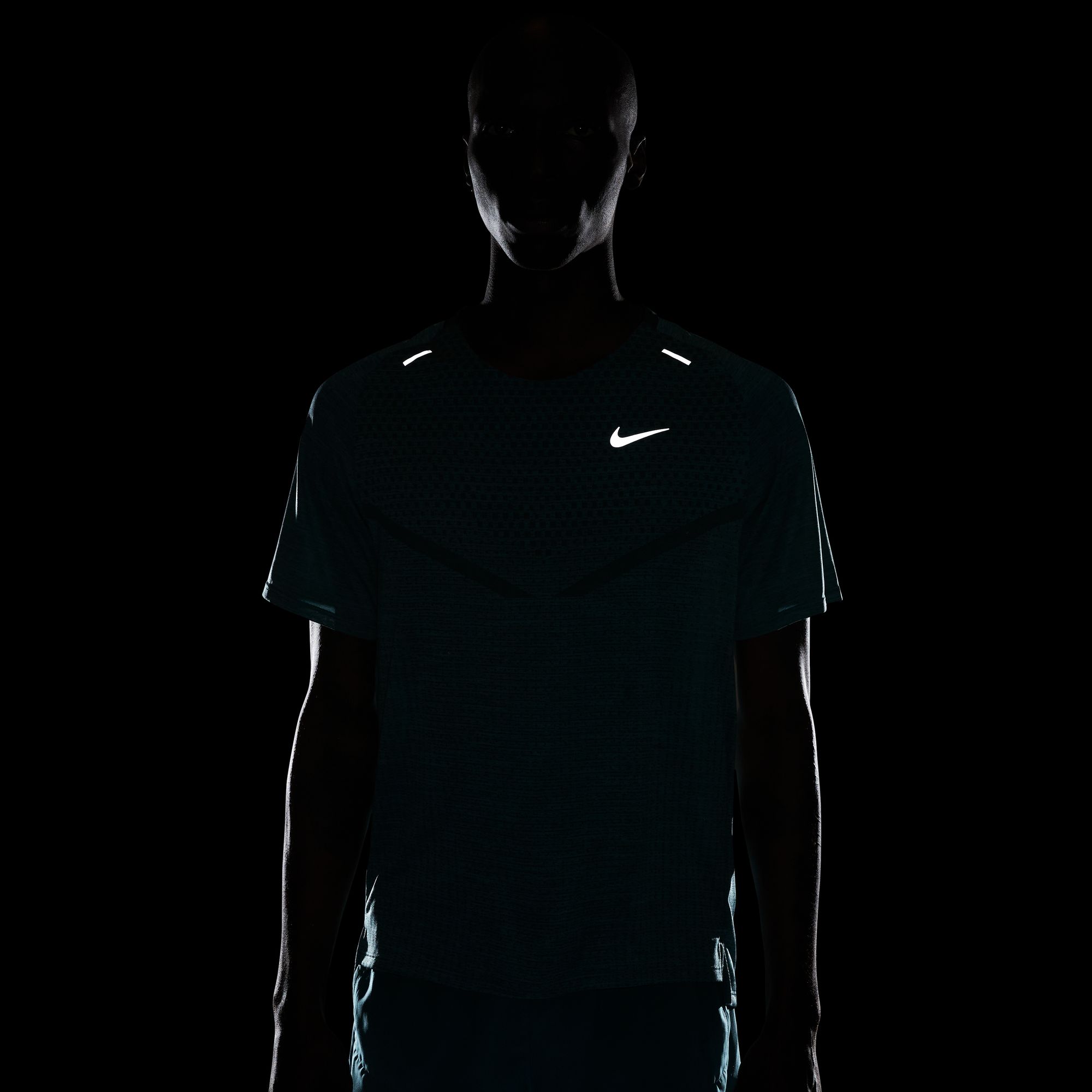 Nike Dri-Fit ADV TechKnit Ultra Running Short-Sleeve Erkek Tişört