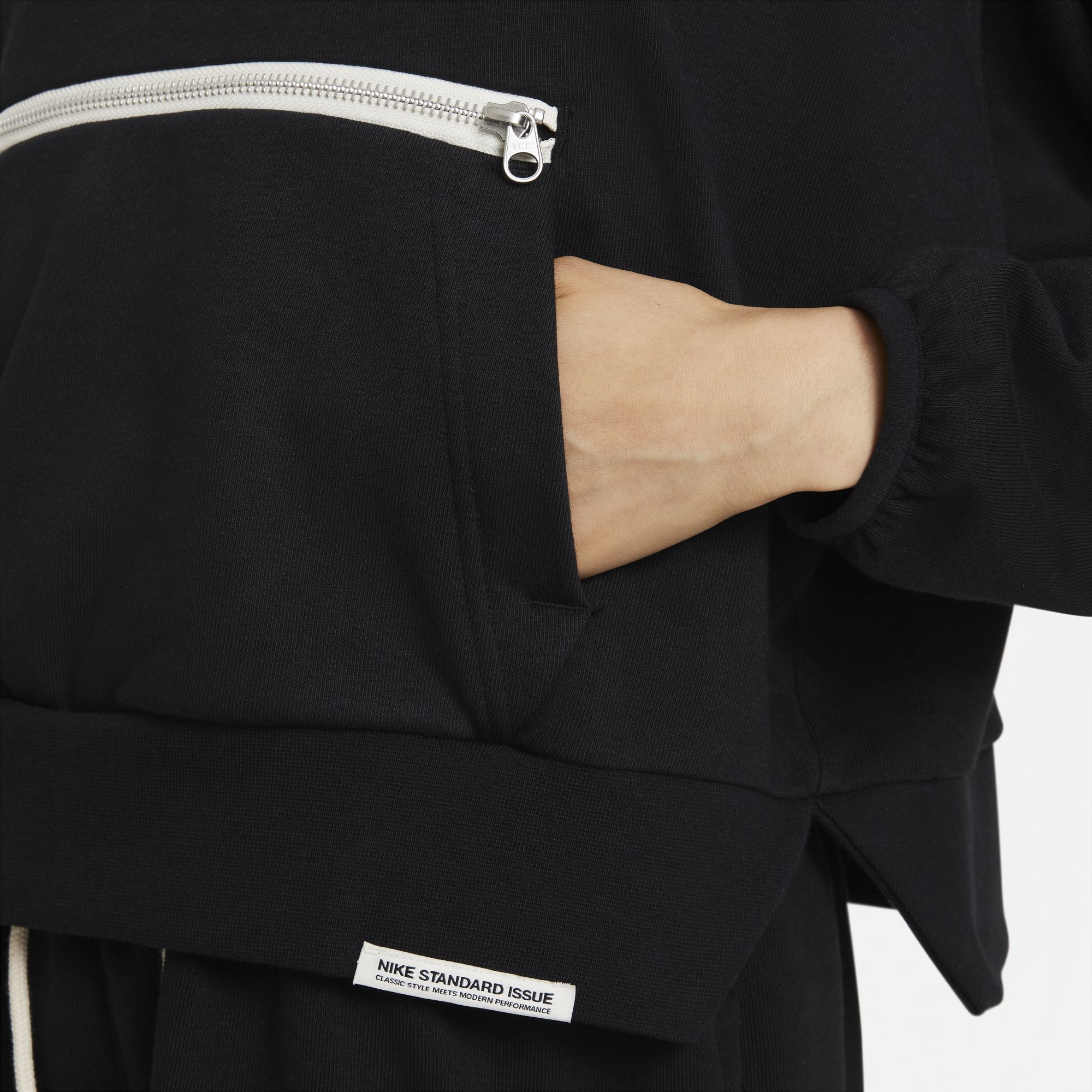 Nike Dri-Fit Swoosh Fly Standard Issue Pullover Hoodie Kadın Sweatshirt