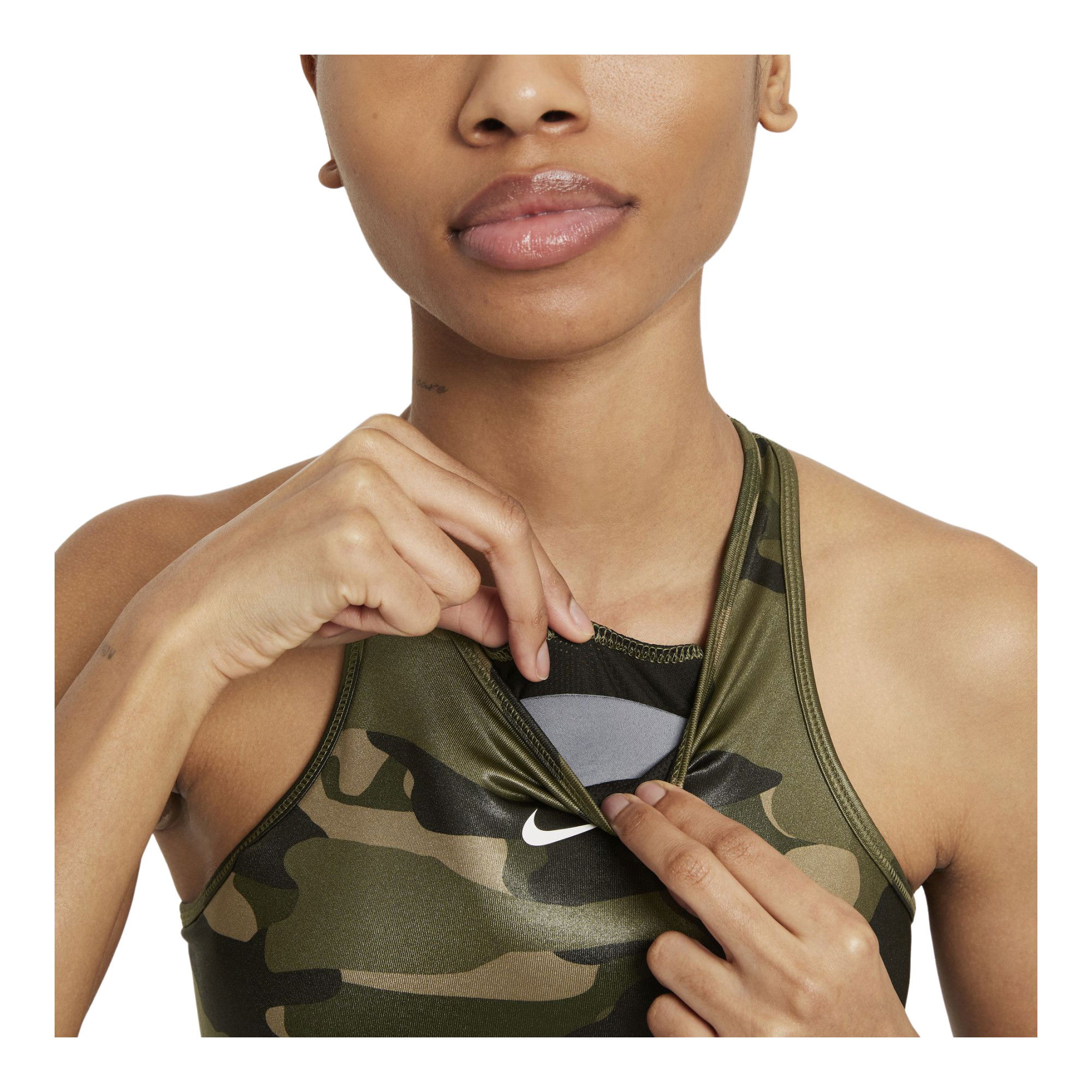 Nike Dri-Fit Swoosh Camouflage Printed Medium-Support 1-Piece Pad High-Neck Kadın Bra