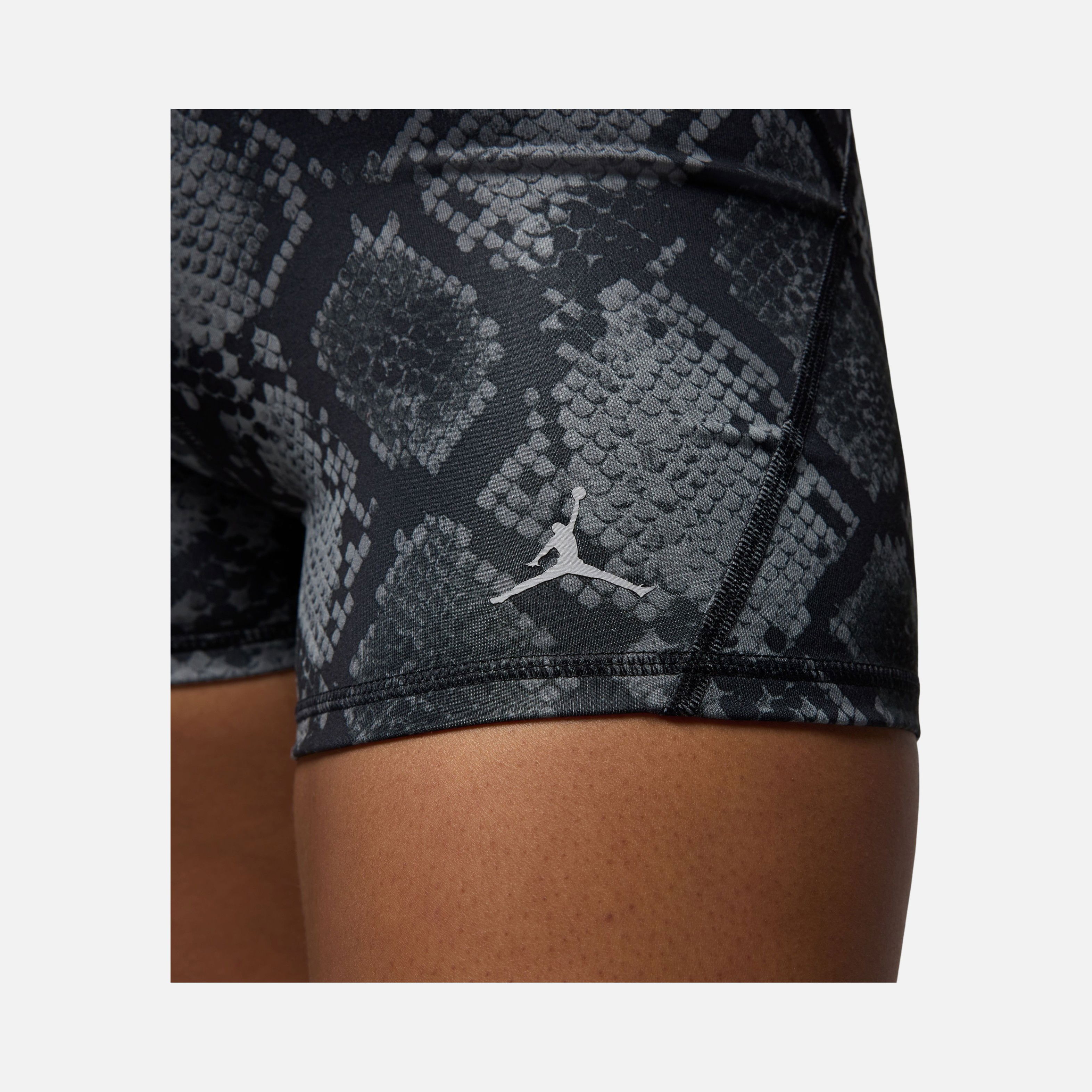 Nike Jordan Sport Shortie ''Snake Allover Printed'' Kadın Şort