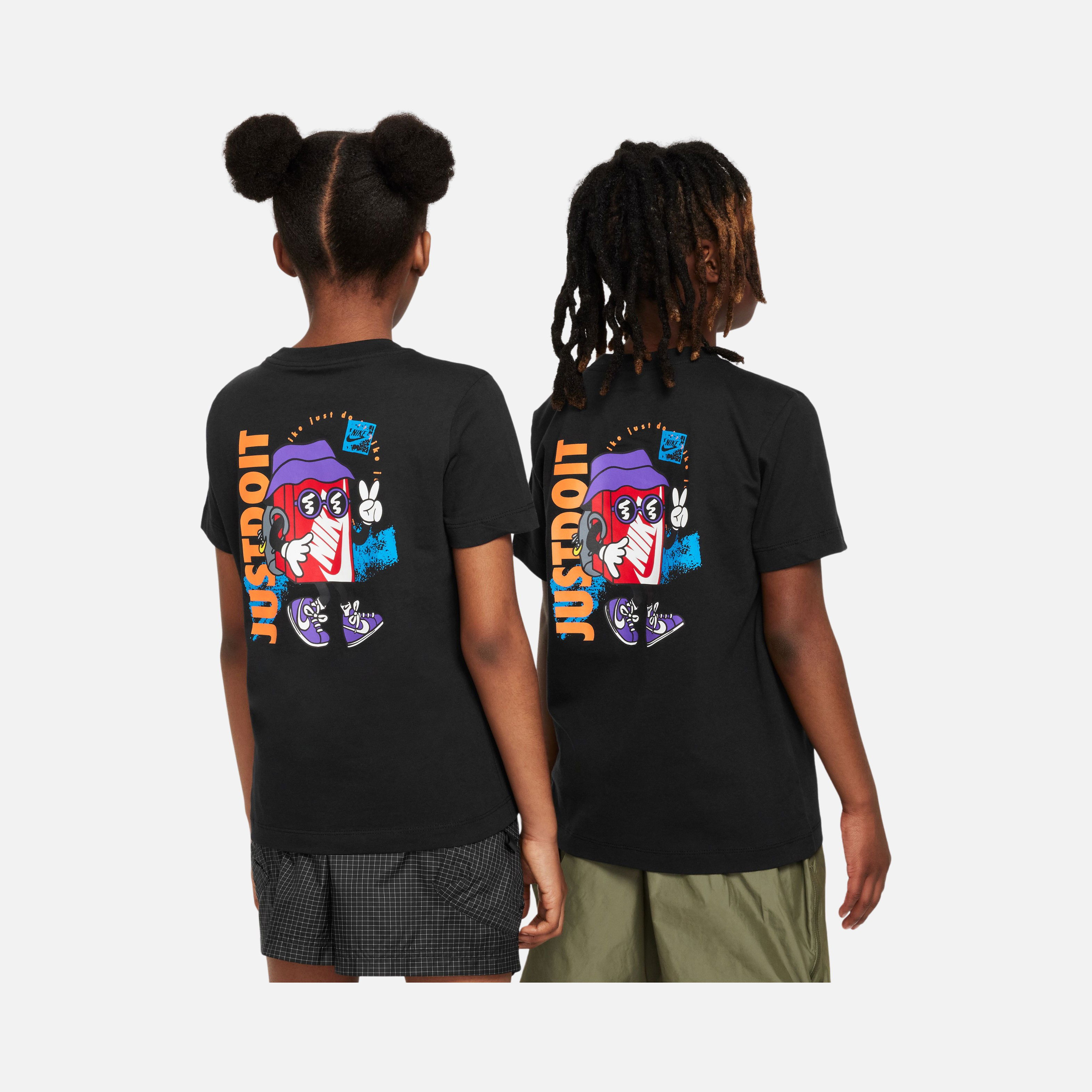 Nike Sportswear Boxy 2 Just Do It Graphic Short-Sleeve Çocuk Tişört