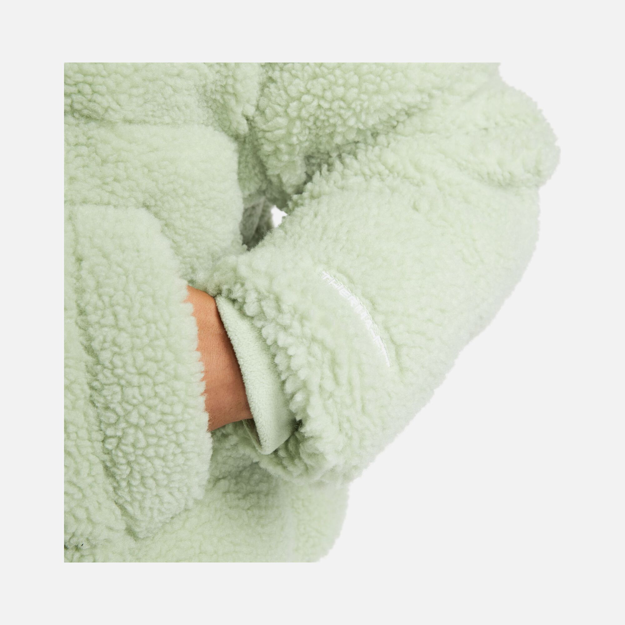 Nike Sportswear Therma-Fit City Series Synthetic Fill High-Pile Fleece Full-Zip Kadın Ceket