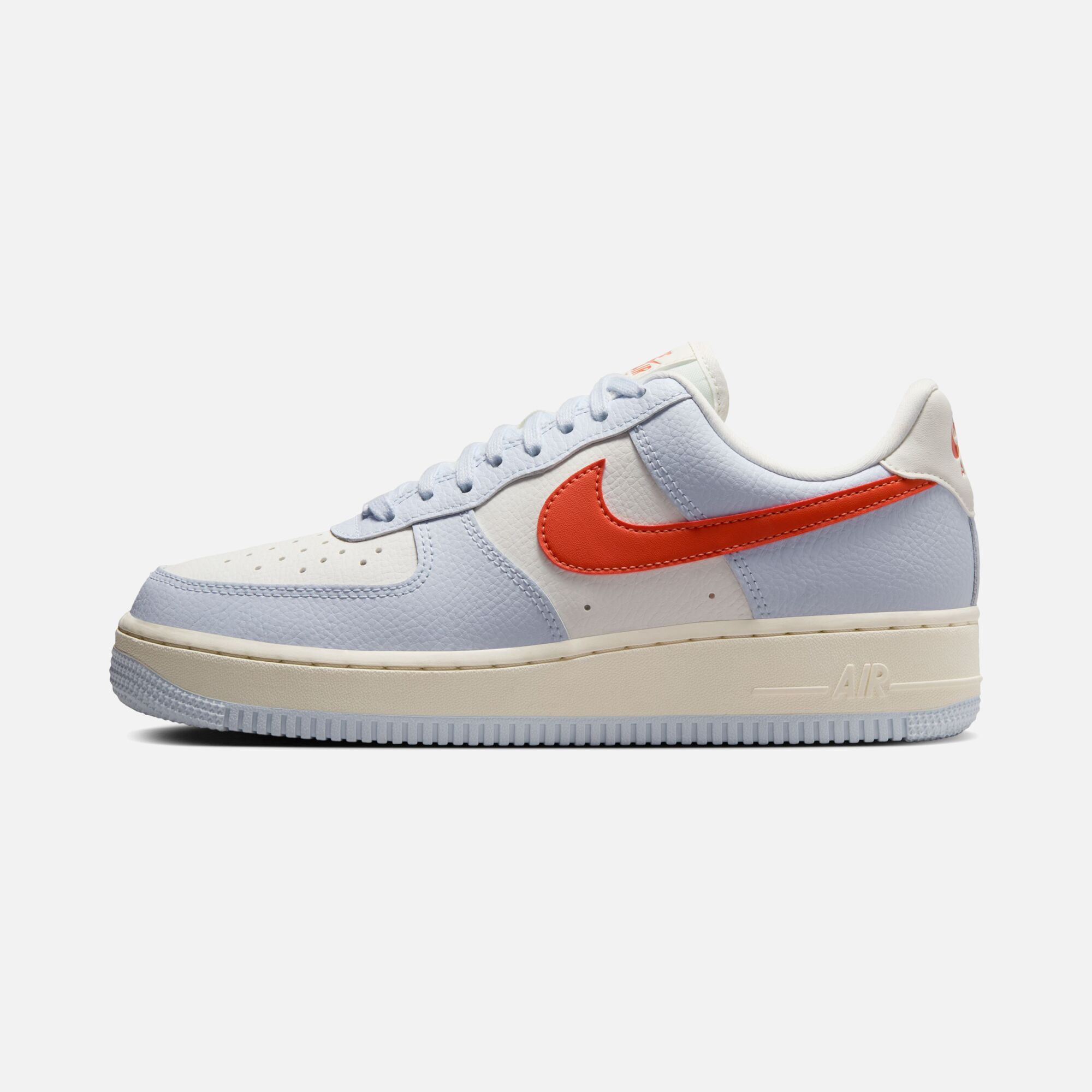Nike Air Force 1 '07 HO24 Kadın Spor Ayakkabı