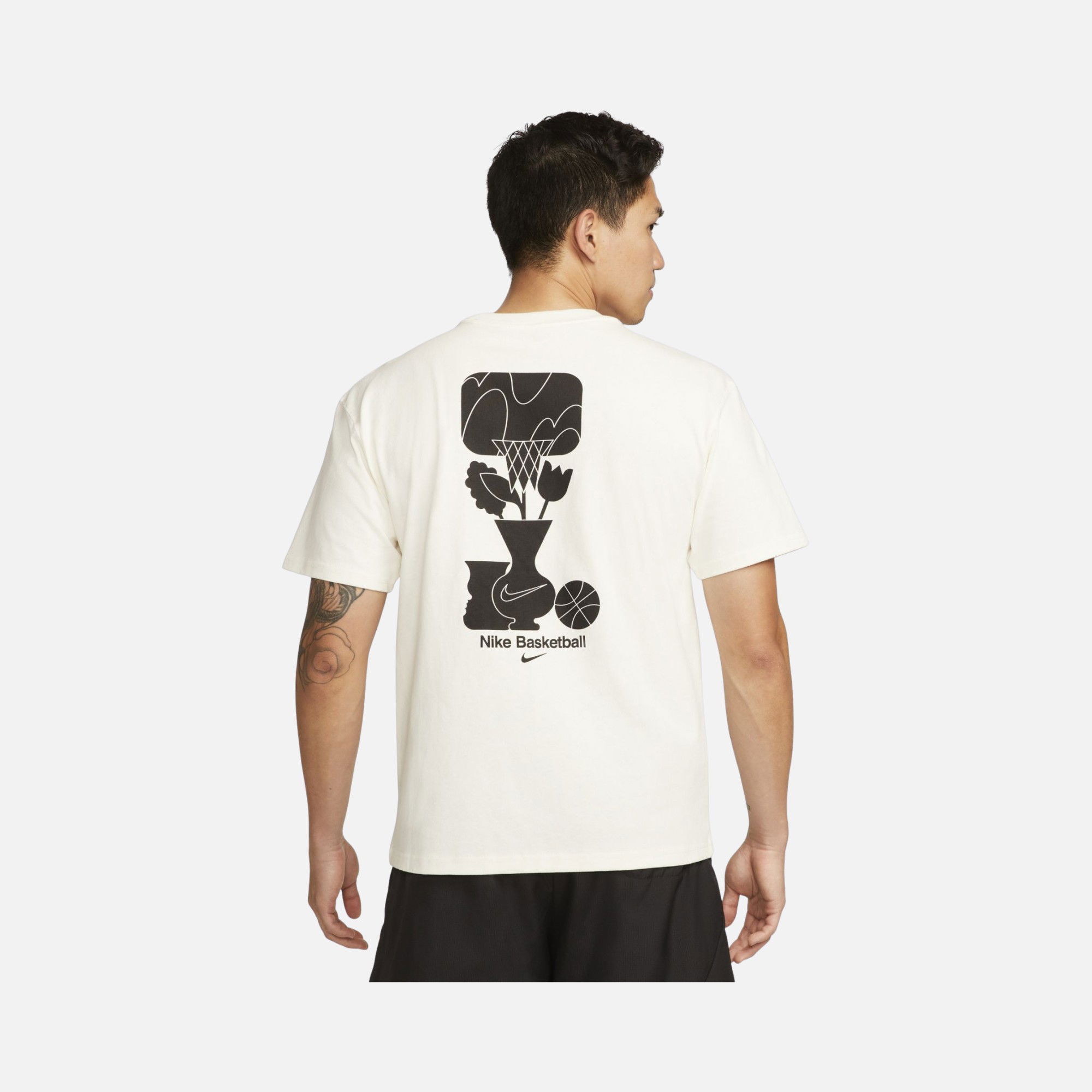 Nike ''Mind Meets Gring'' Sustainable Short-Sleeve Erkek Tişört