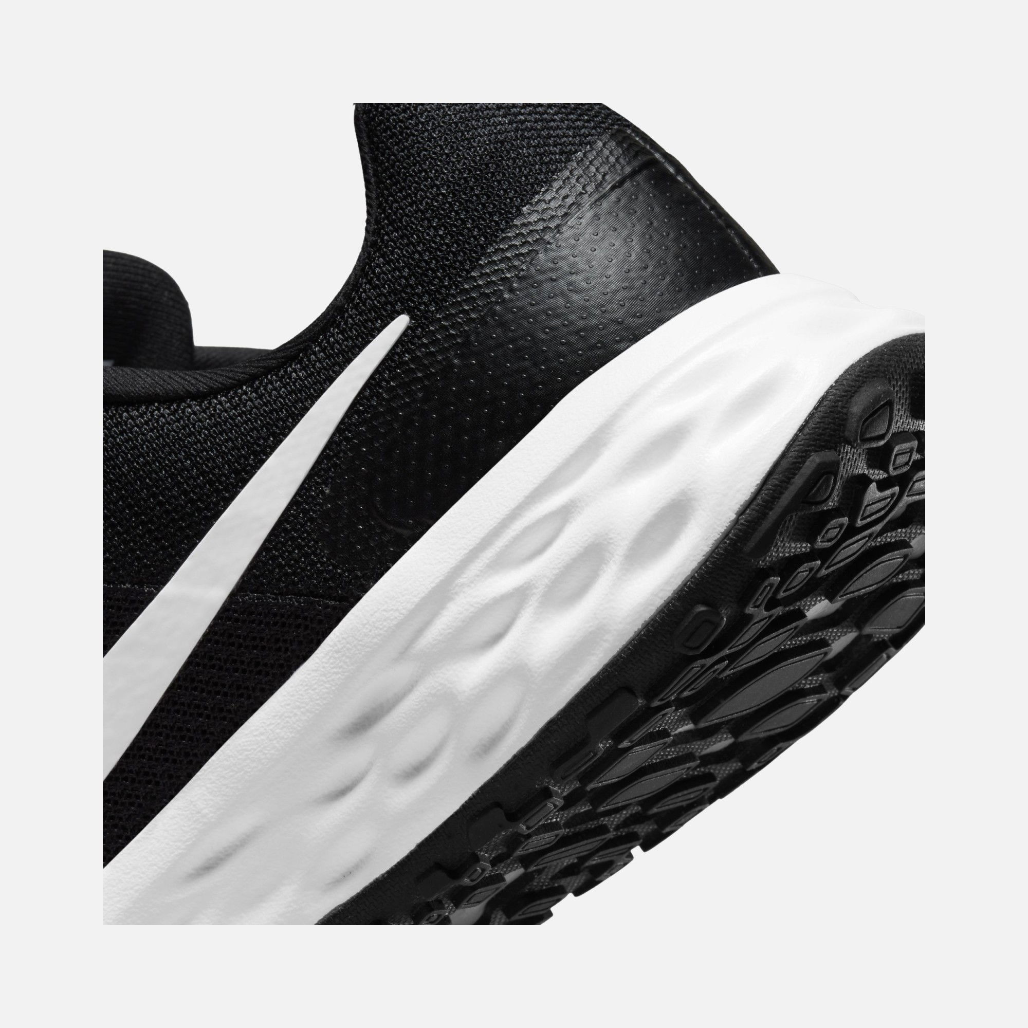 Nike Revolution 6 Next Nature Road Running Erkek Spor Ayakkabı