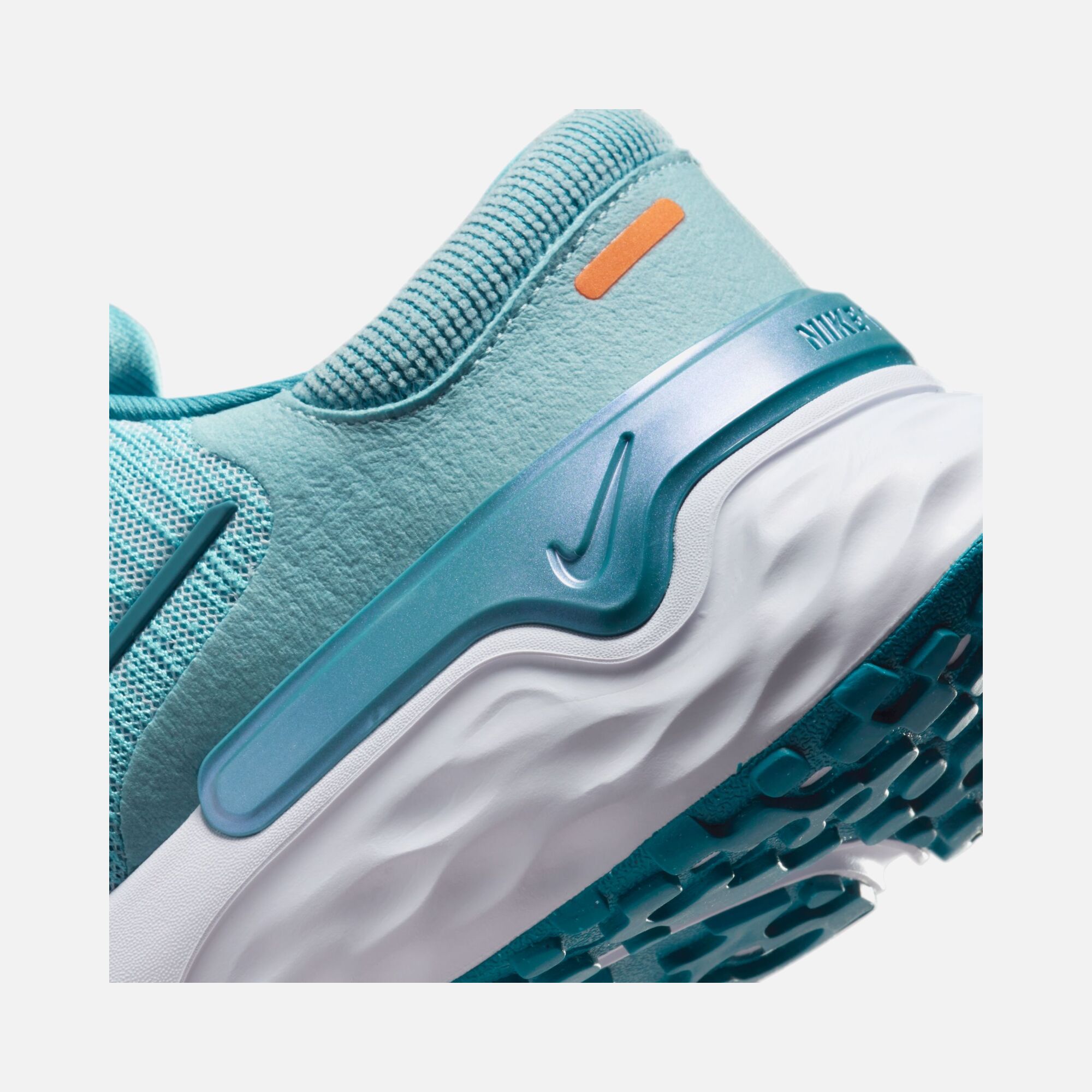 Nike Renew Run 4 Road Running Erkek Spor Ayakkabı