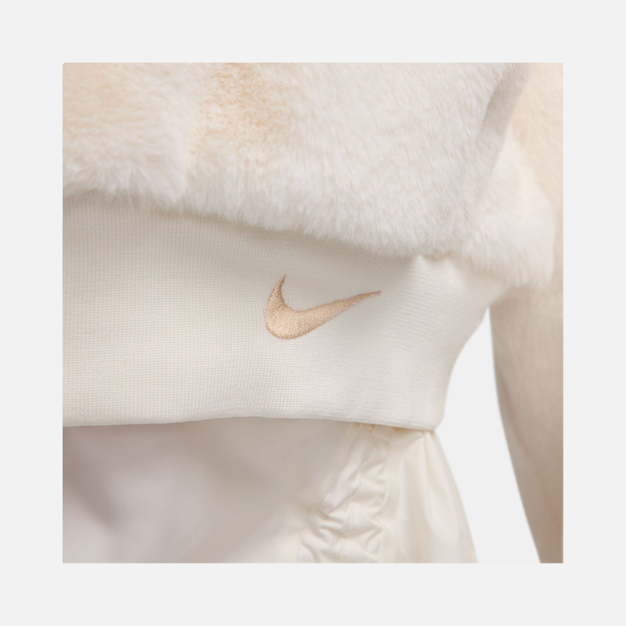 Nike Sportswear Reversible Faux Fur Bomber Full-Zip Kadın Ceket