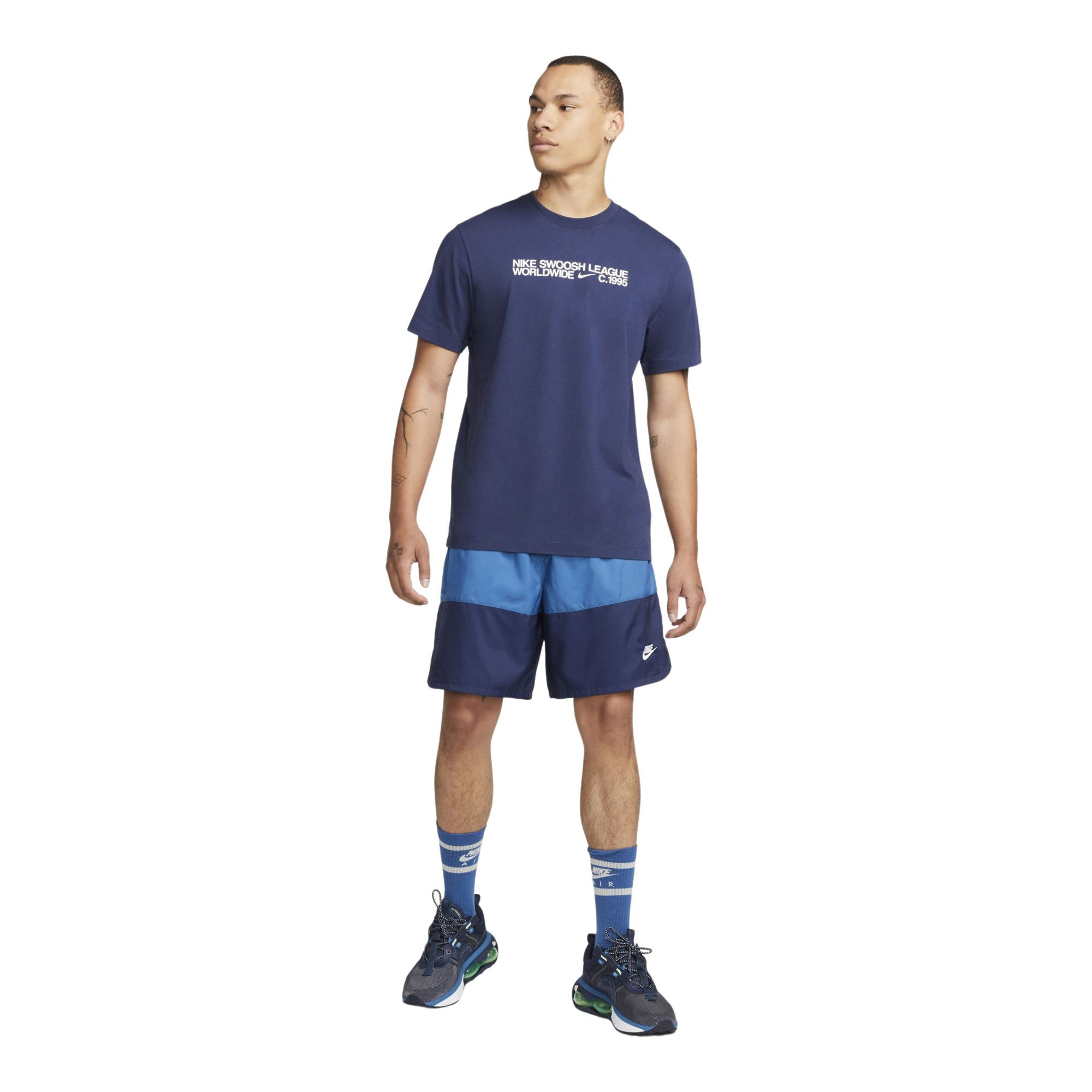Nike Sportswear Essentials+ Core 4 Short-Sleeve Erkek Tişört