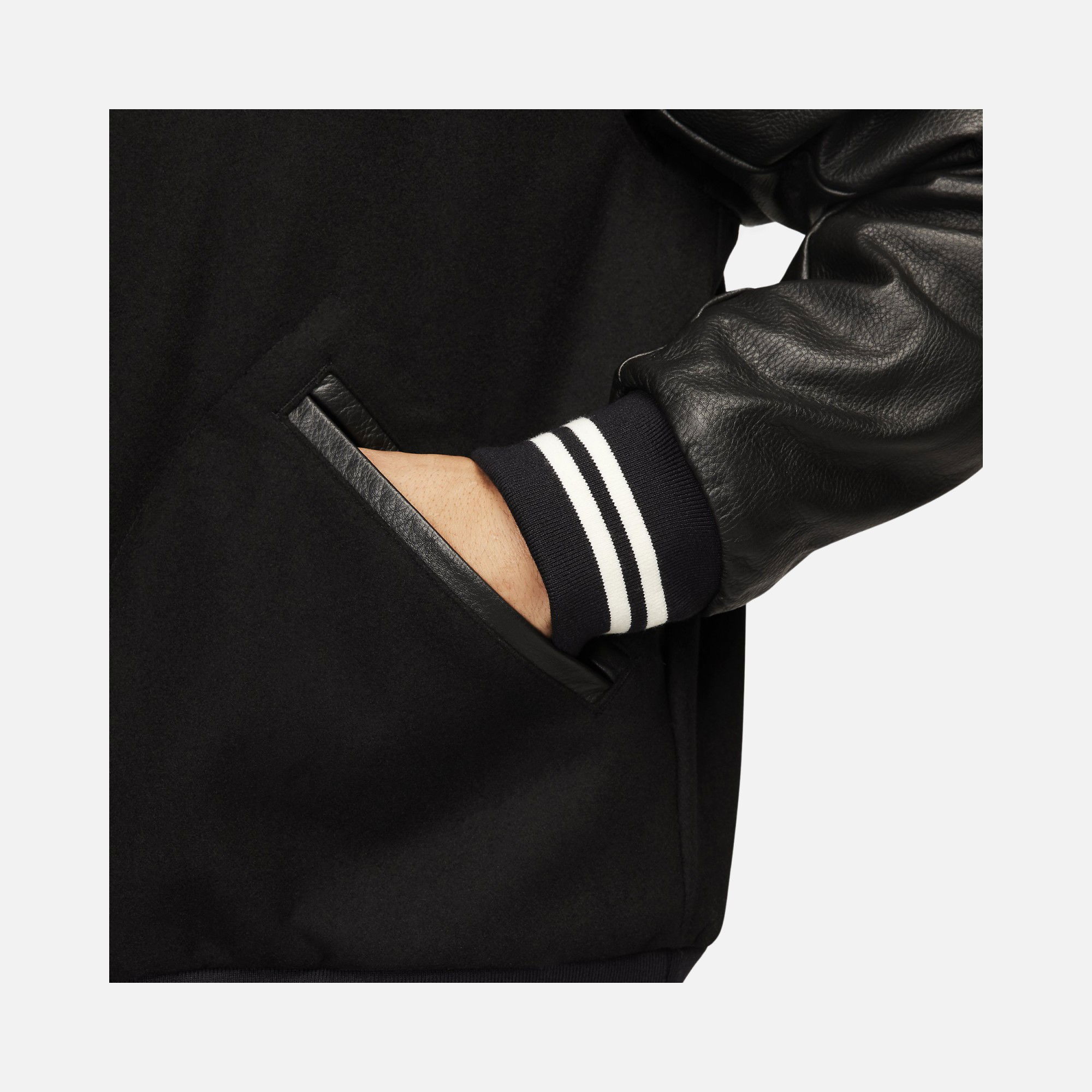 Nike Authentics Varsity Closure Leather Sleeve Full-Snap Erkek Ceket