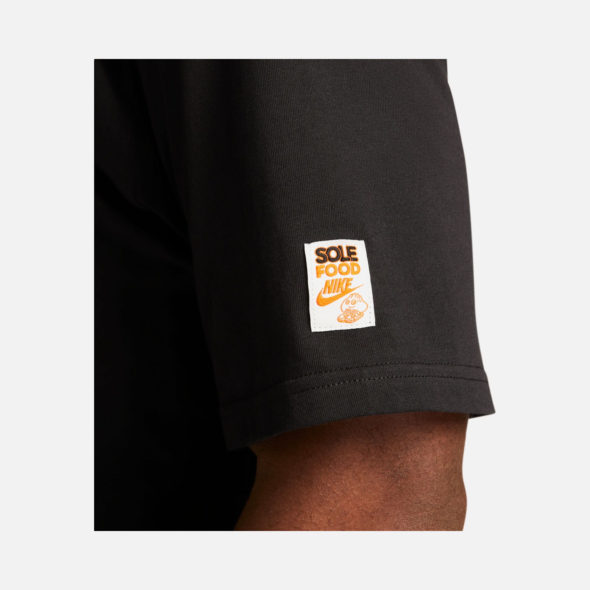 Nike Sportswear Max90 Sole Food Graphic Short-Sleeve Erkek Tişört