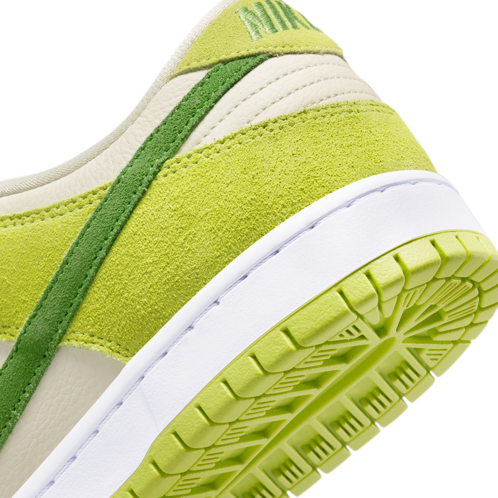Nike SB Dunk Low Pro ''Sour Apple'' Erkek Spor Ayakkabı