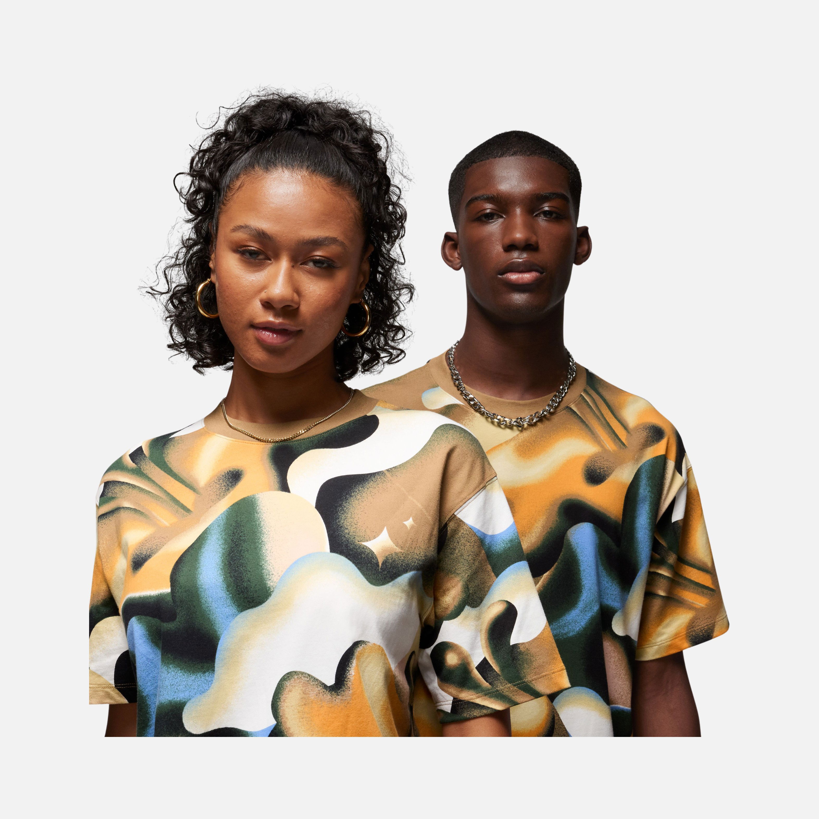 Nike Jordan Artist Series ''by Jordan Moss Graphic'' Short-Sleeve Kadın Tişört