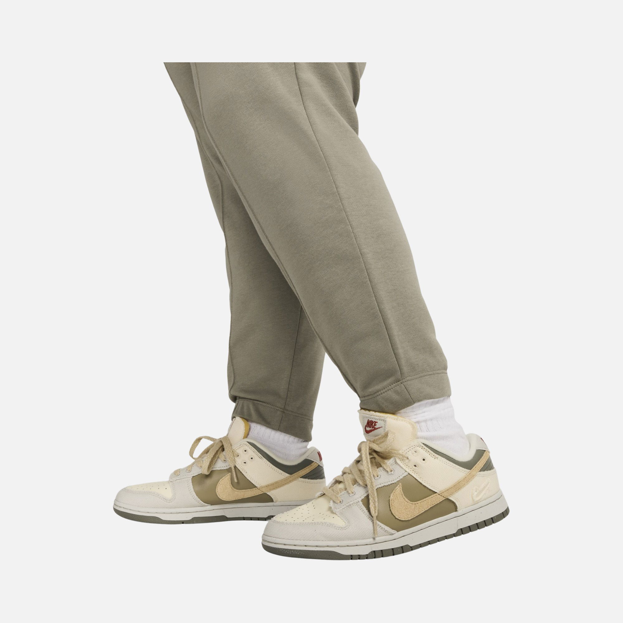 Nike Sportswear Chill Terry Slim High-Waisted French Terry (Plus Size) Kadın Eşofman Altı