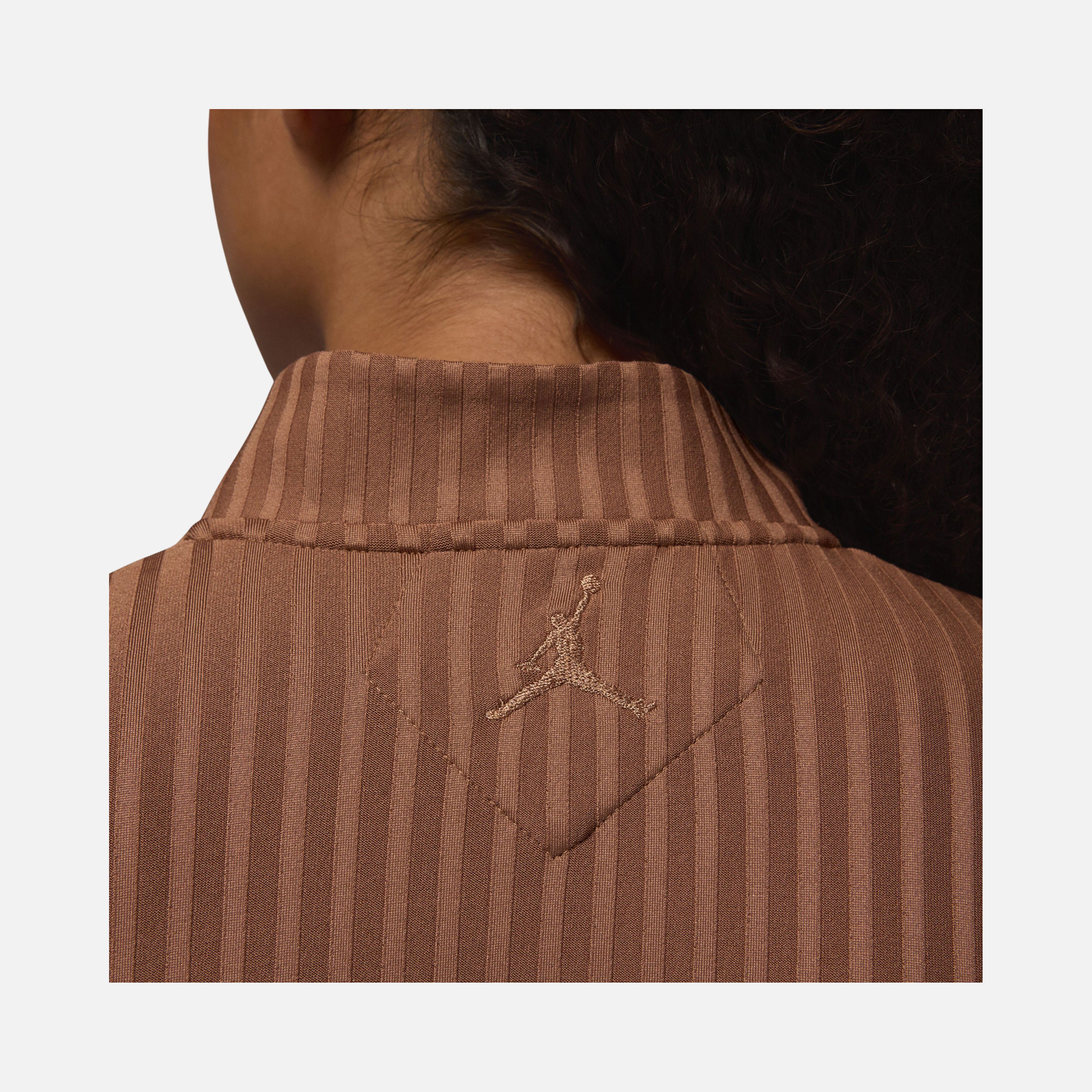 Nike Jordan Cropped Full Two-Way Zipper Long-Sleeve Kadın Ceket