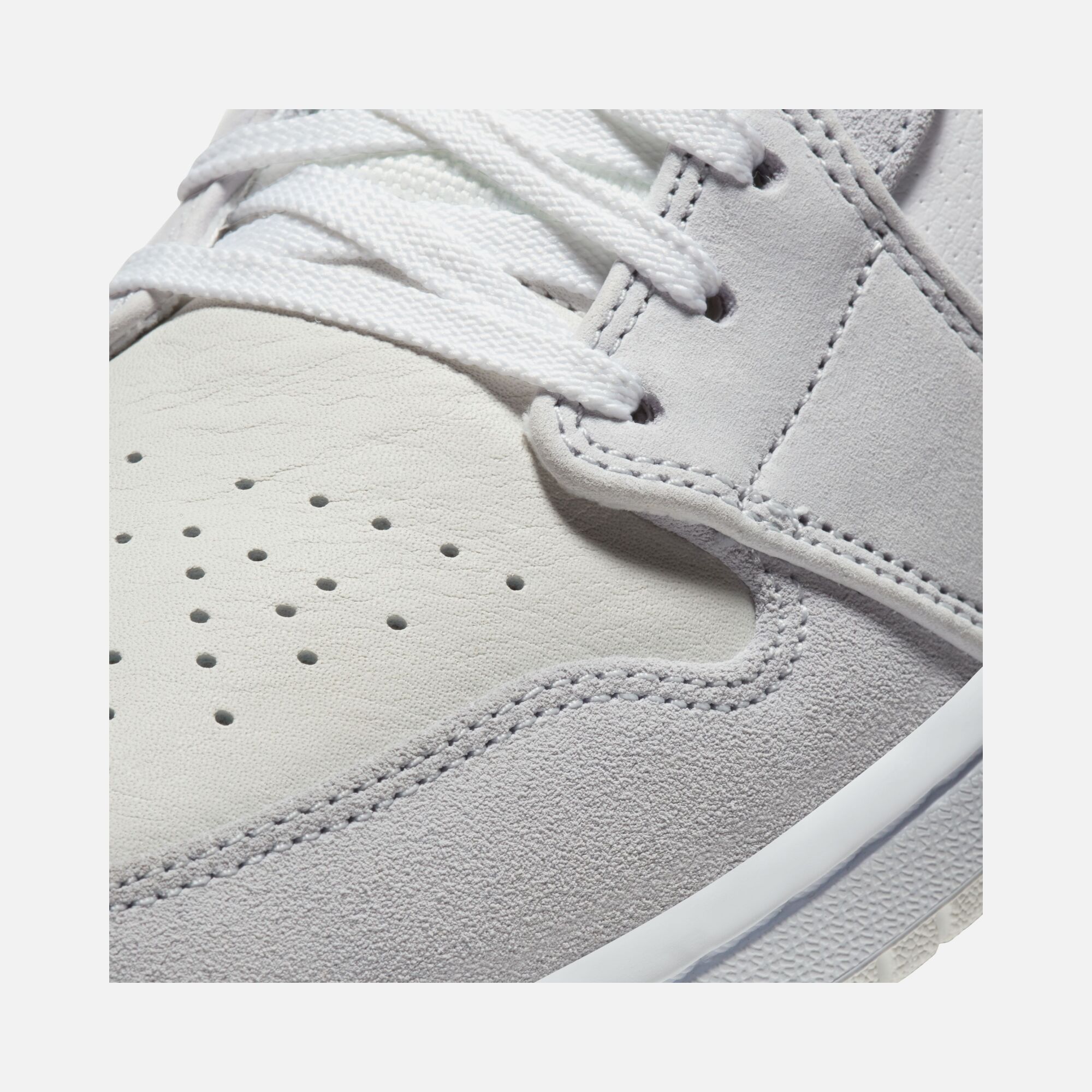 Nike Air Jordan 1 Low ''Leather and Suede Upper'' Erkek Spor Ayakkabı