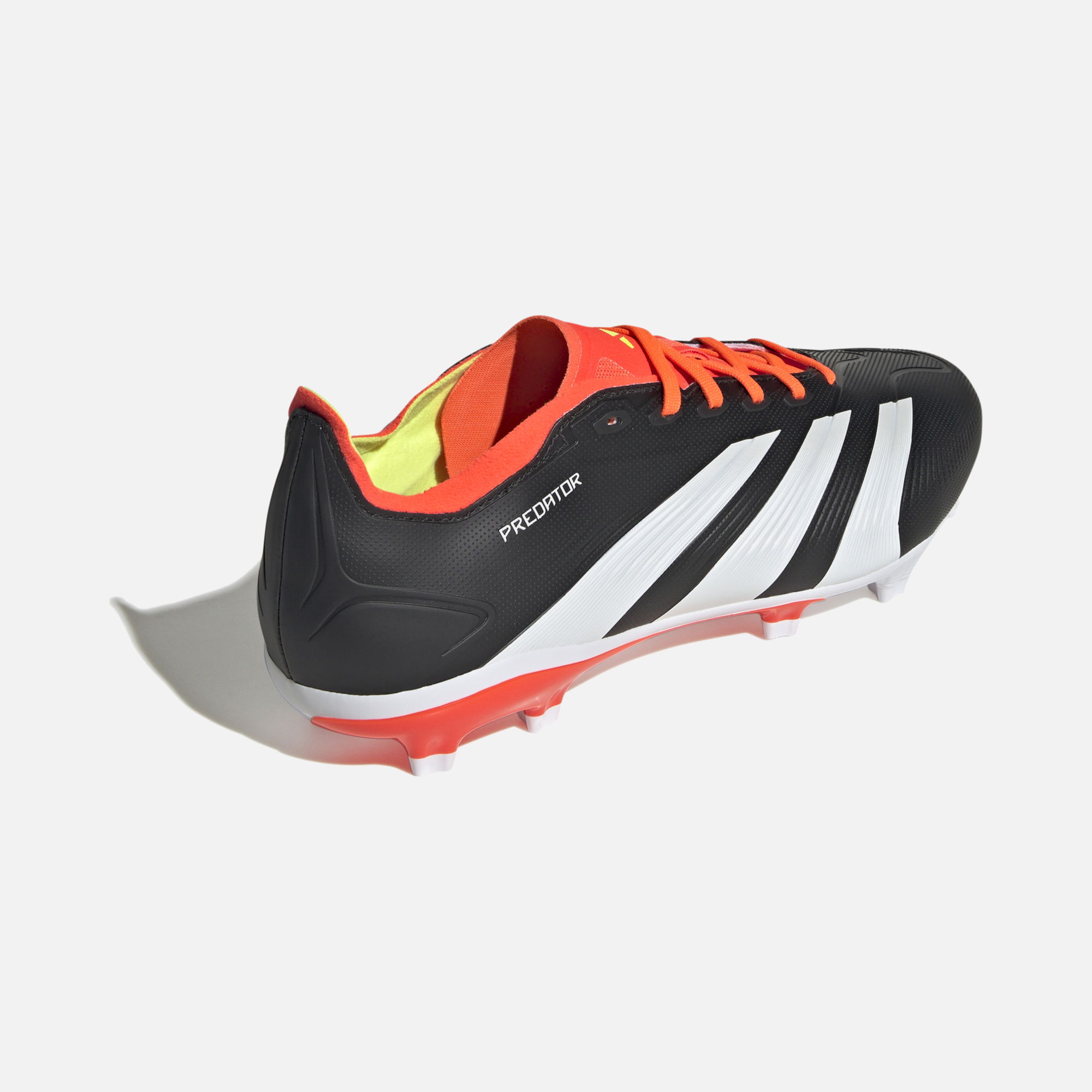 adidas Predator League FG Erkek Krampon
