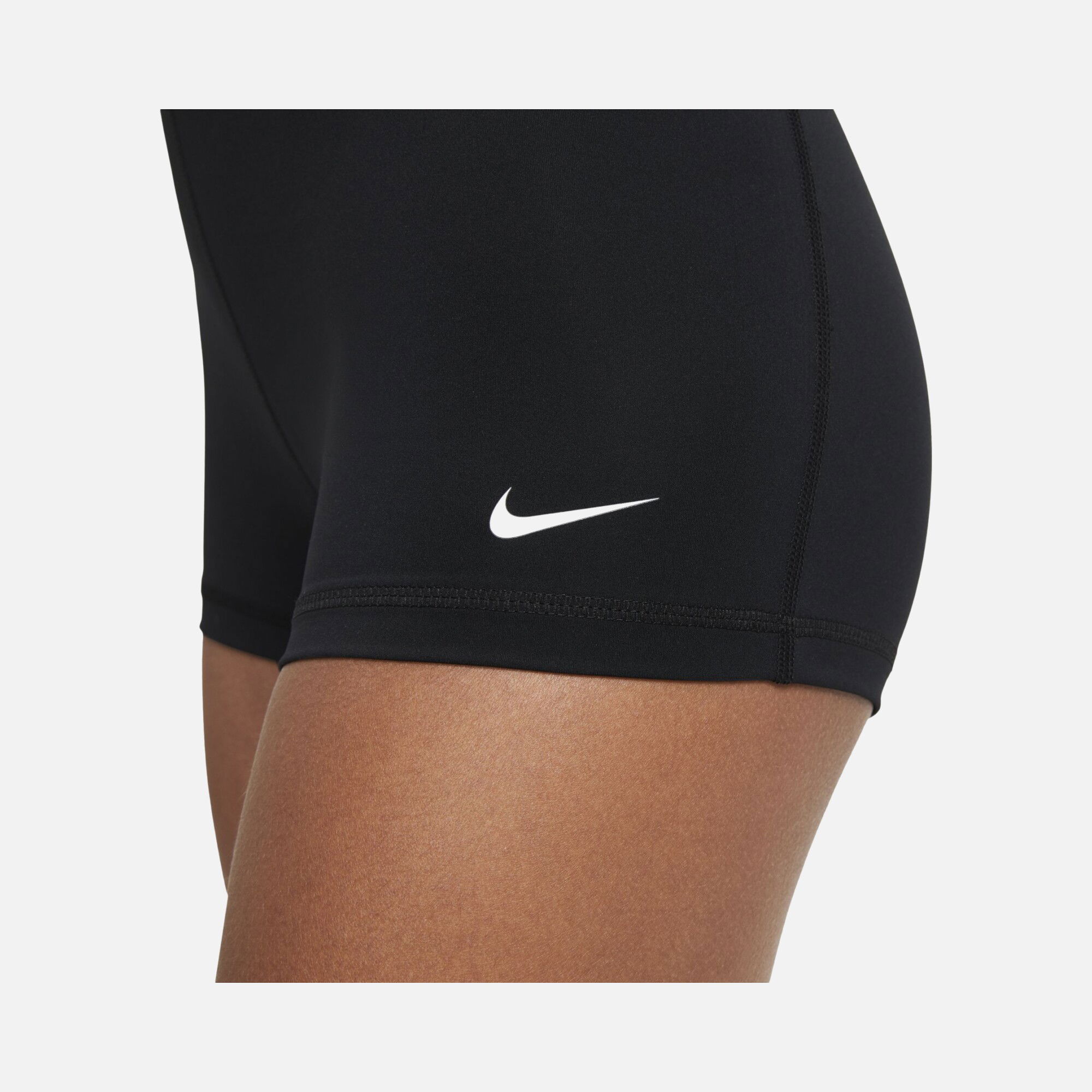 Nike Pro 8 cm Training Kadın Şort