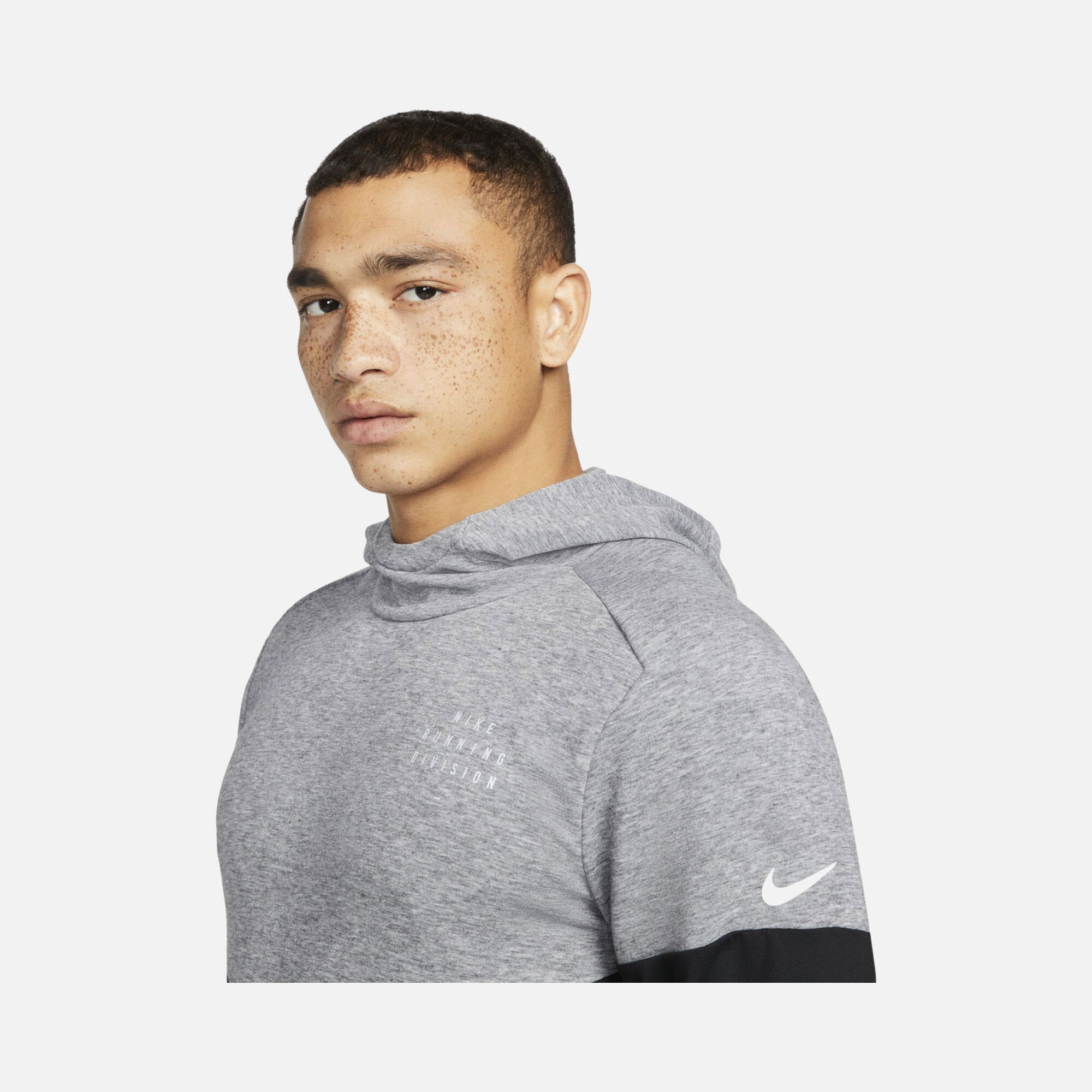 Nike Therma-Fit Run Division Element Running Long-Sleeve Hoodie Erkek Tişört
