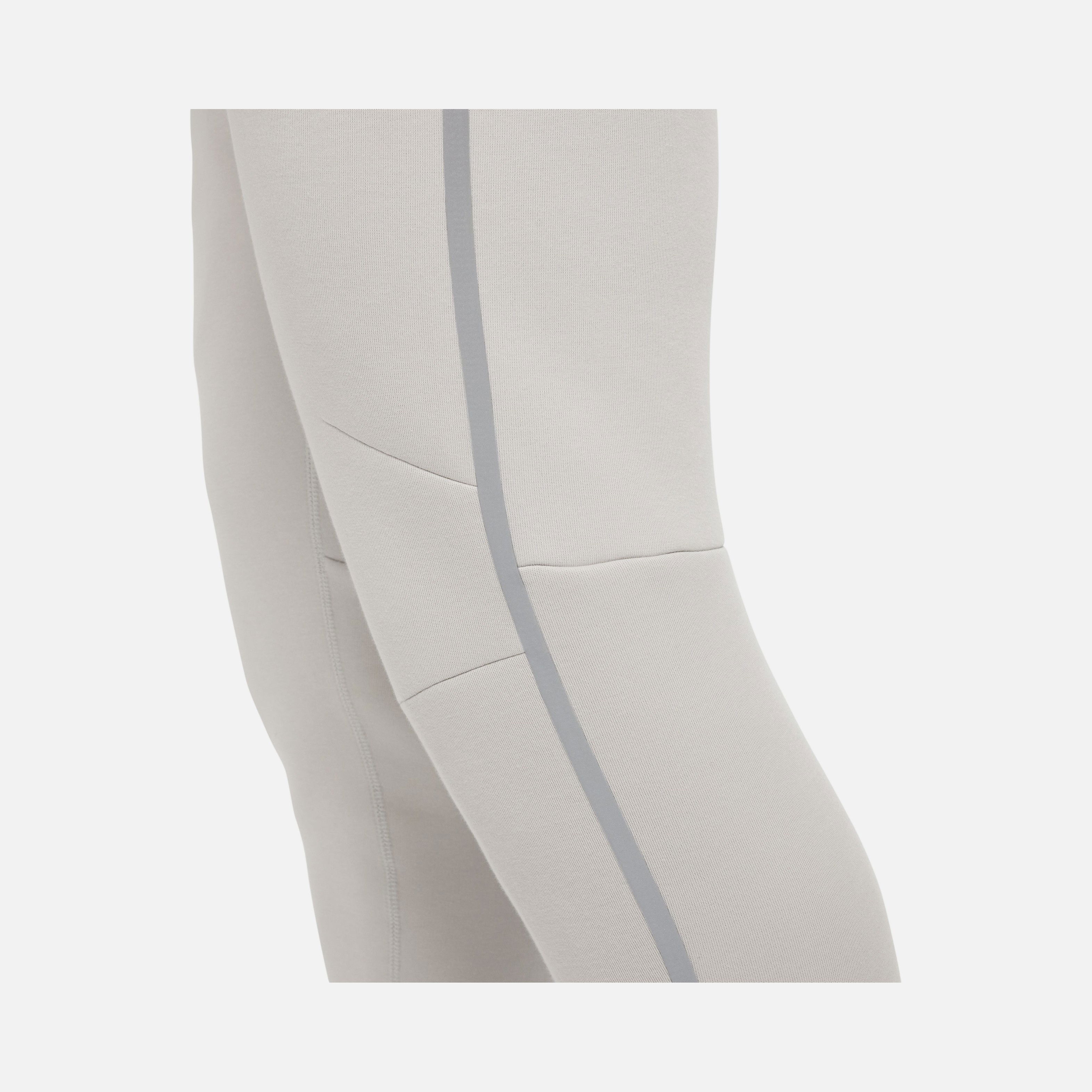 Nike Sportswear Tech Seasonal Tech Fleece+ Erkek Eşofman Altı