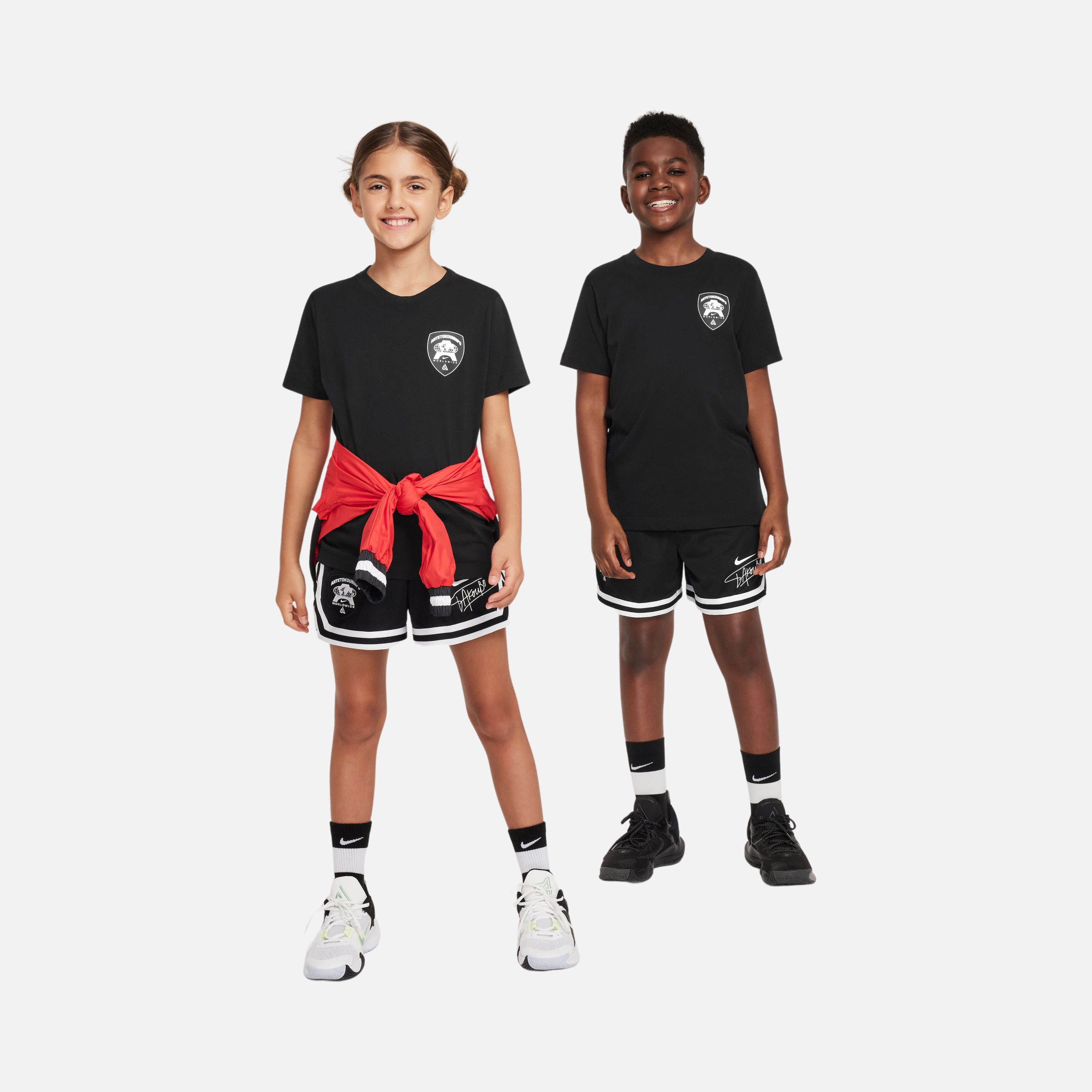 Nike Sportswear Giannis Short-Sleeve Çocuk Tişört