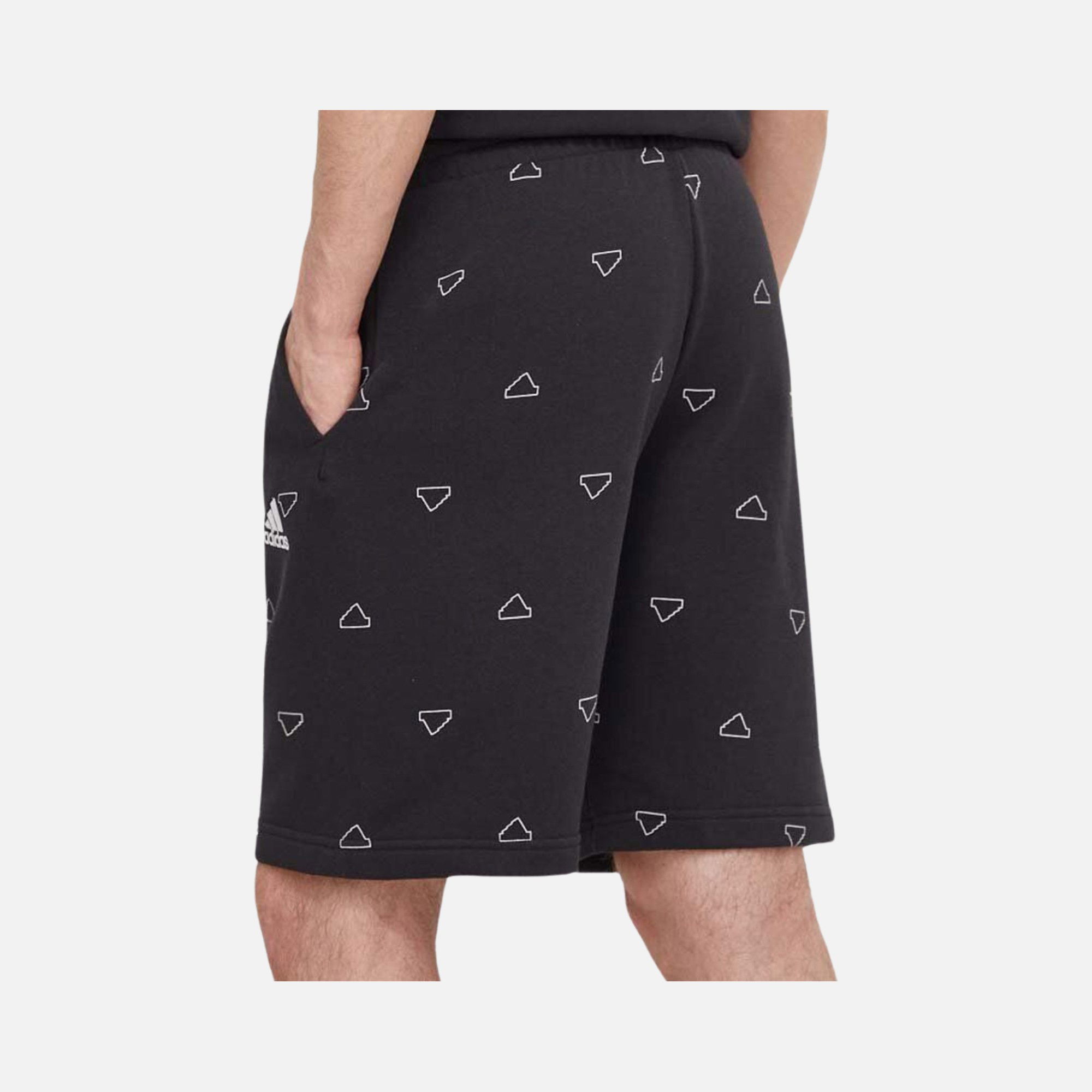 adidas Sportswear Seasonal Essentials Monogram Graphic Erkek Şort