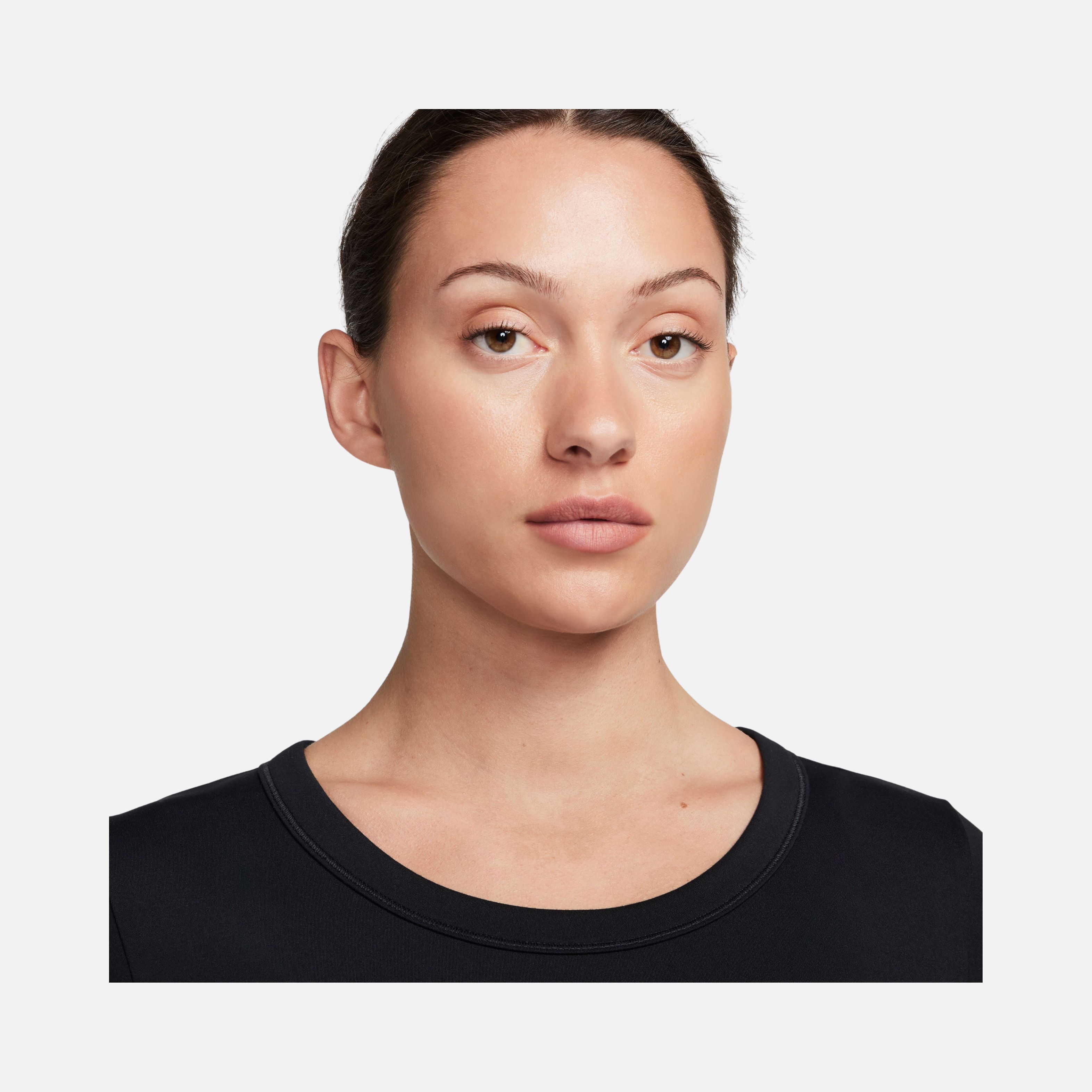 Nike One Fitted Dri-Fit Cropped Training Short-Sleeve Kadın Tişört