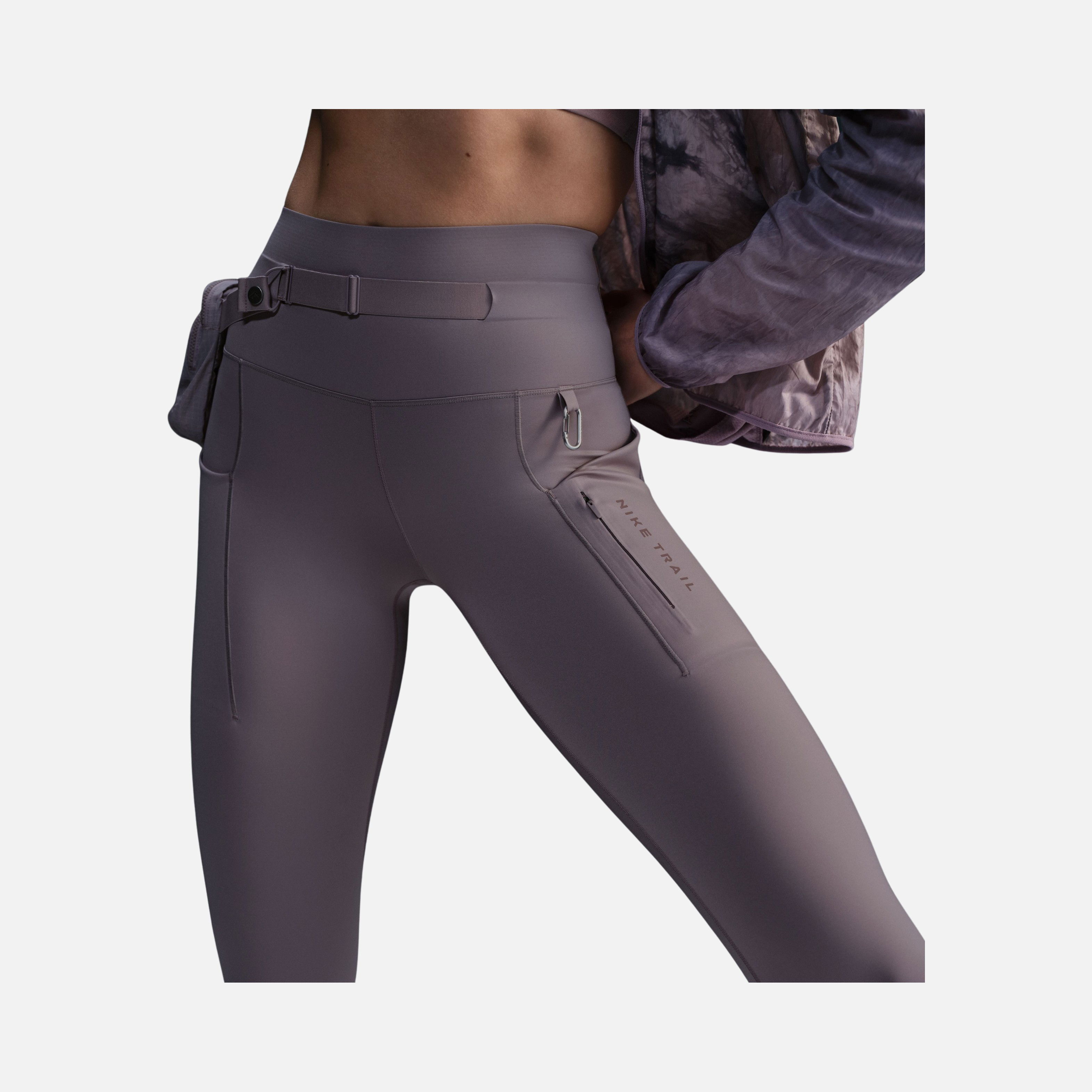 Nike Dri-Fit Go Firm-Support High-Waisted 7/8 ''Removable Pack & Carabiner'' Trail Kadın Tayt