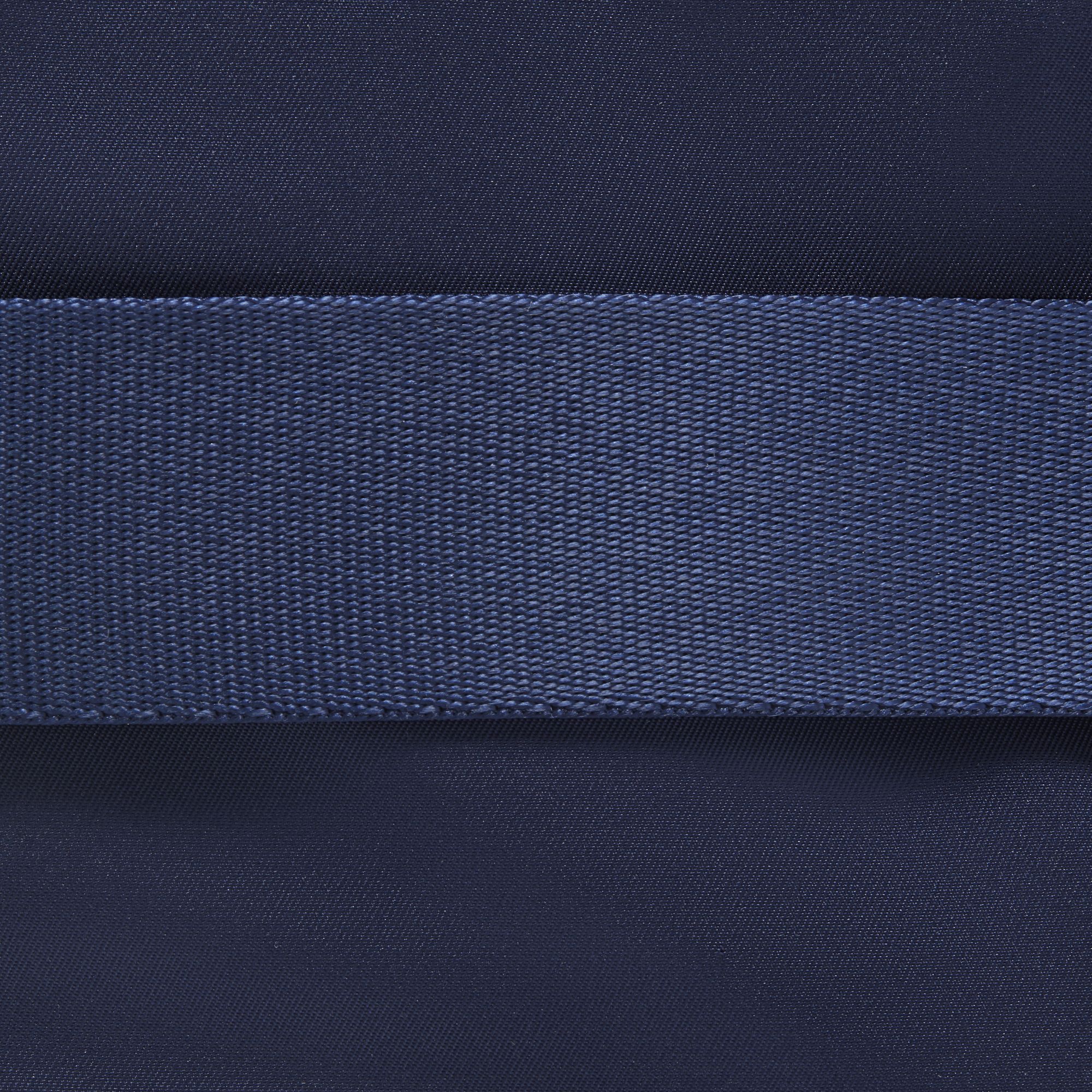 Nike Sportswear Futura Luxe Cross-Body (1 L) Kadın Omuz Çantası