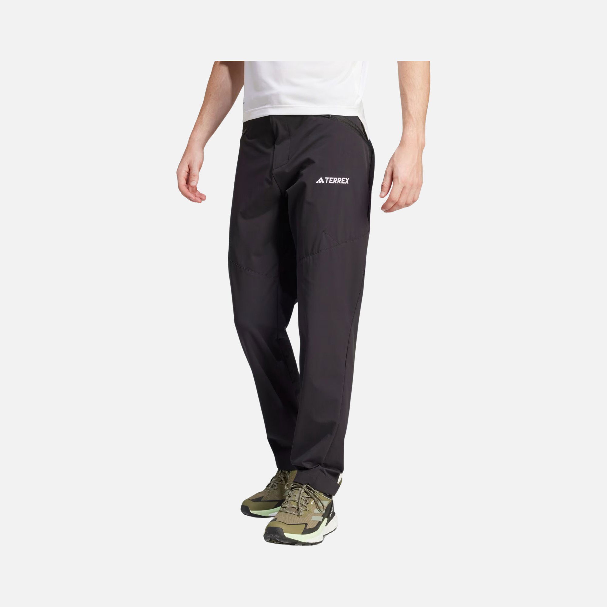 adidas Terrex Xperior Adjustable Waist and Cuff Details Versatile Walking Erkek Pantolon