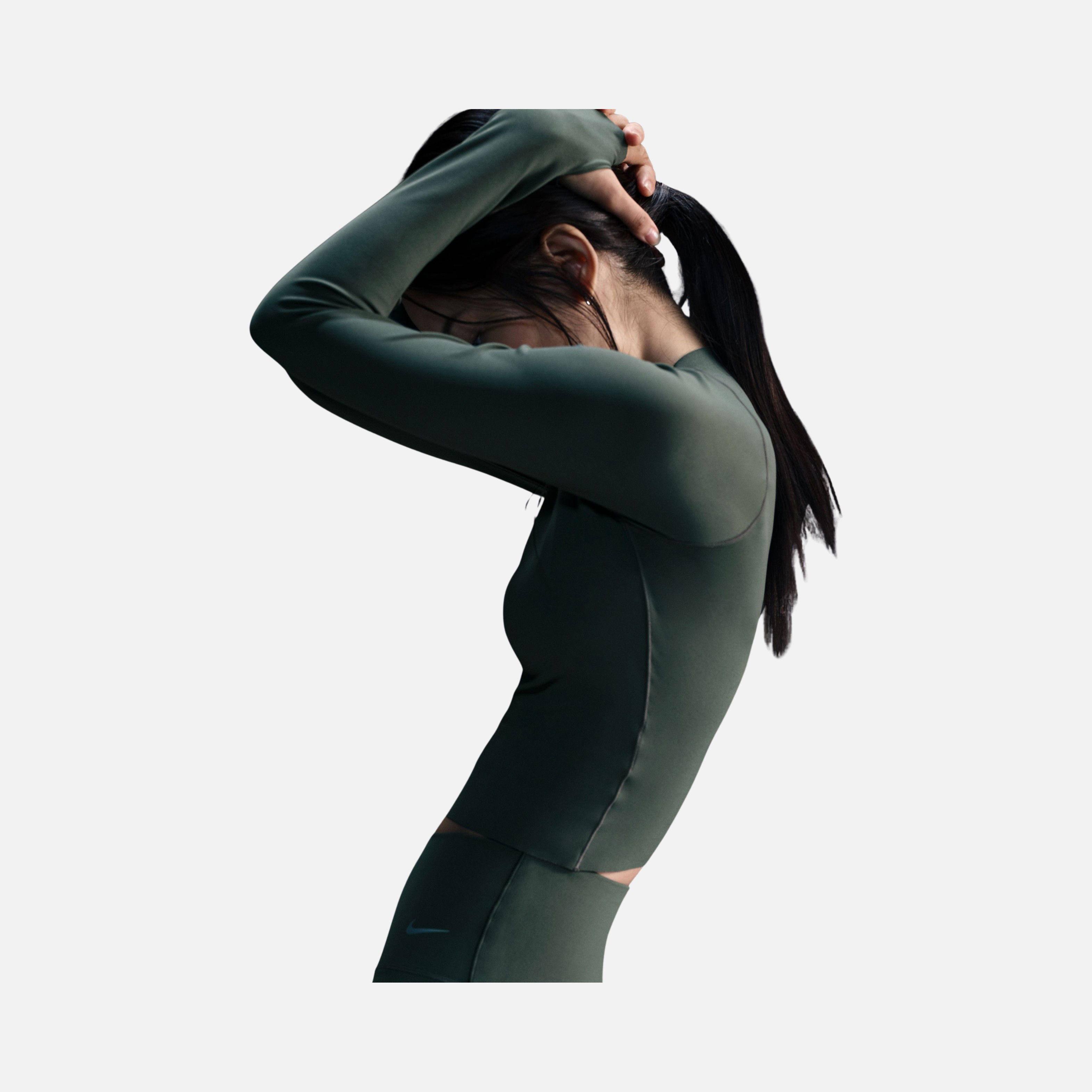 Nike Zenvy InfinaSoft Dri-Fit Yoga Training Long-Sleeve Kadın Tişört