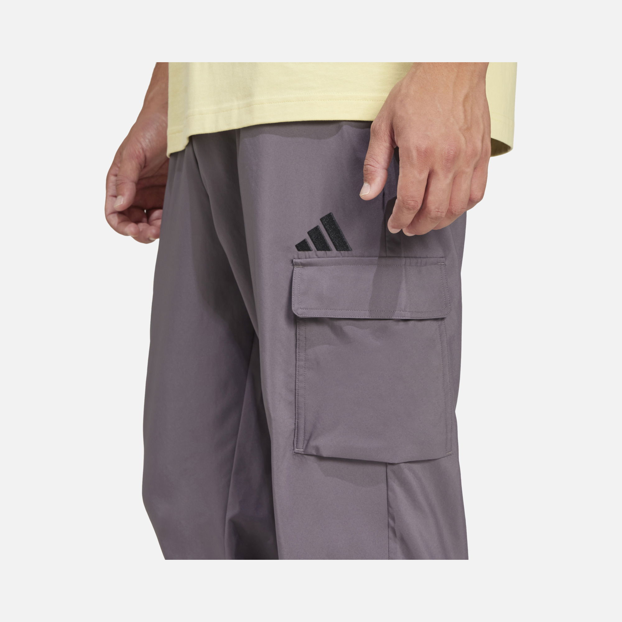 adidas Sportswear Essentials Embroidered Small Logo Cargo Erkek Pantolon