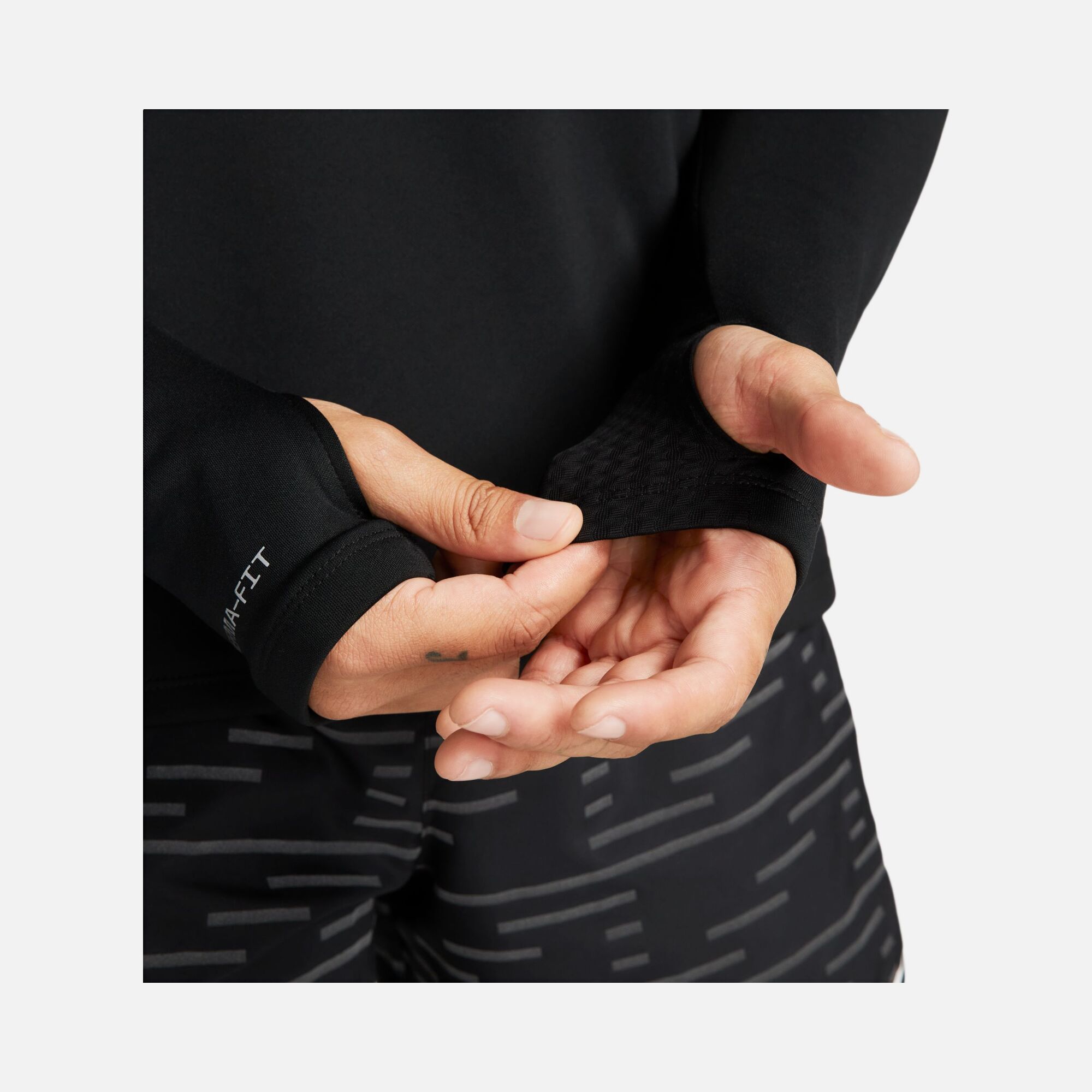 Nike Therma-Fit Run Division 1/2-Zip Running Long-Sleeve Erkek Tişört