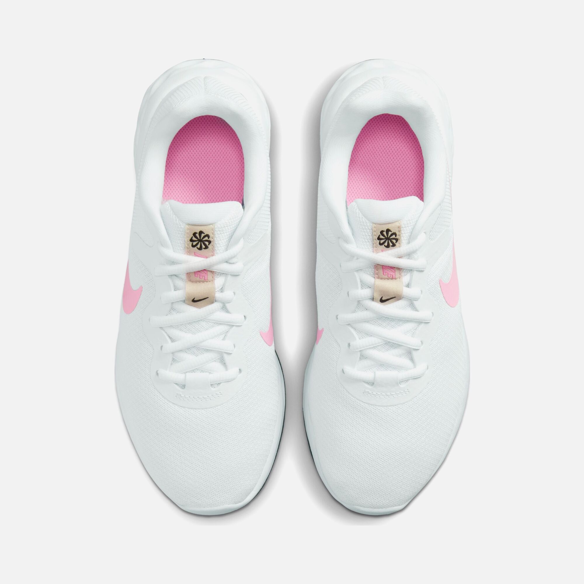 Nike Revolution 6 Next Nature Road Running Kadın Spor Ayakkabı