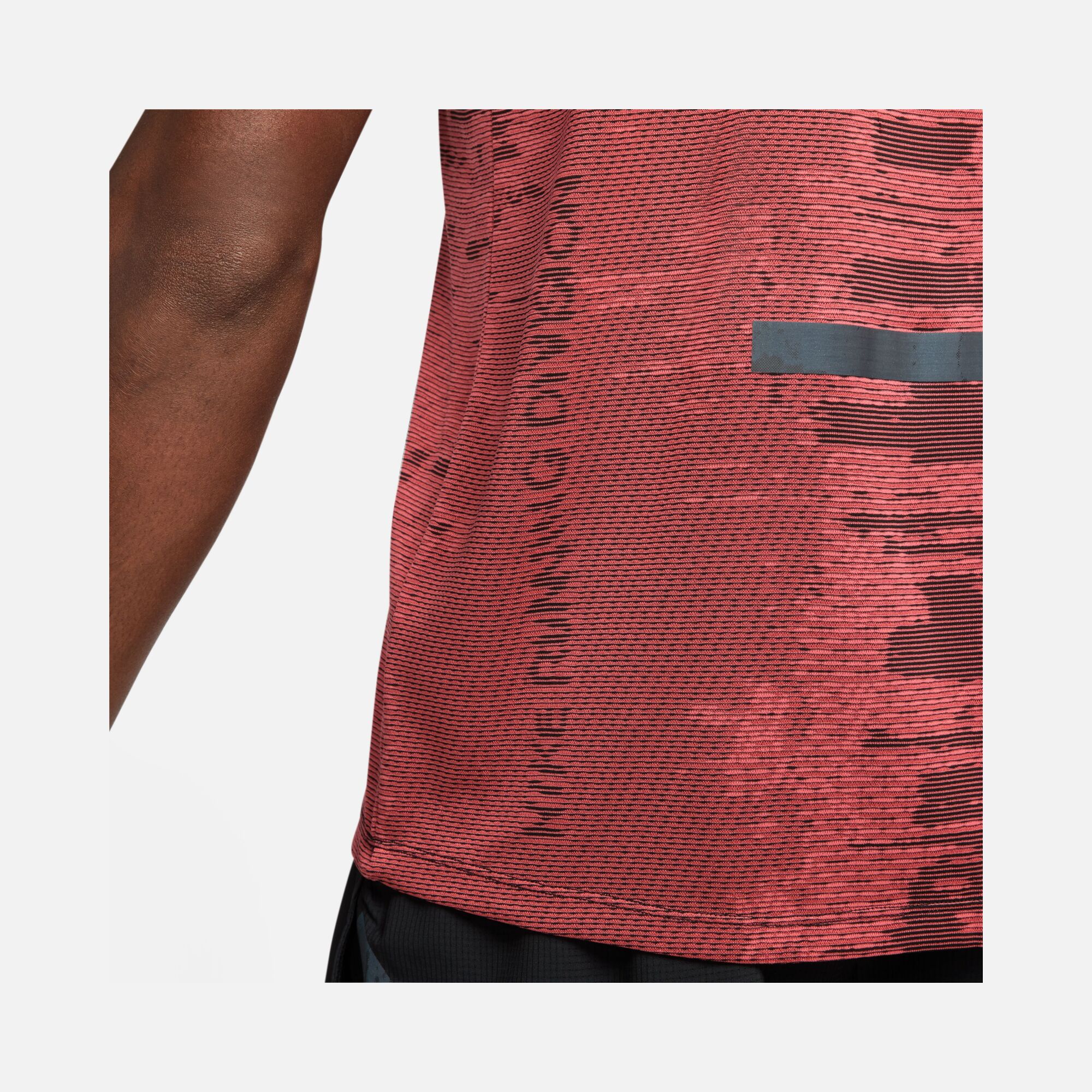 Nike Dri-Fit ADV Run Division Techknit Running Short-Sleeve Erkek Tişört